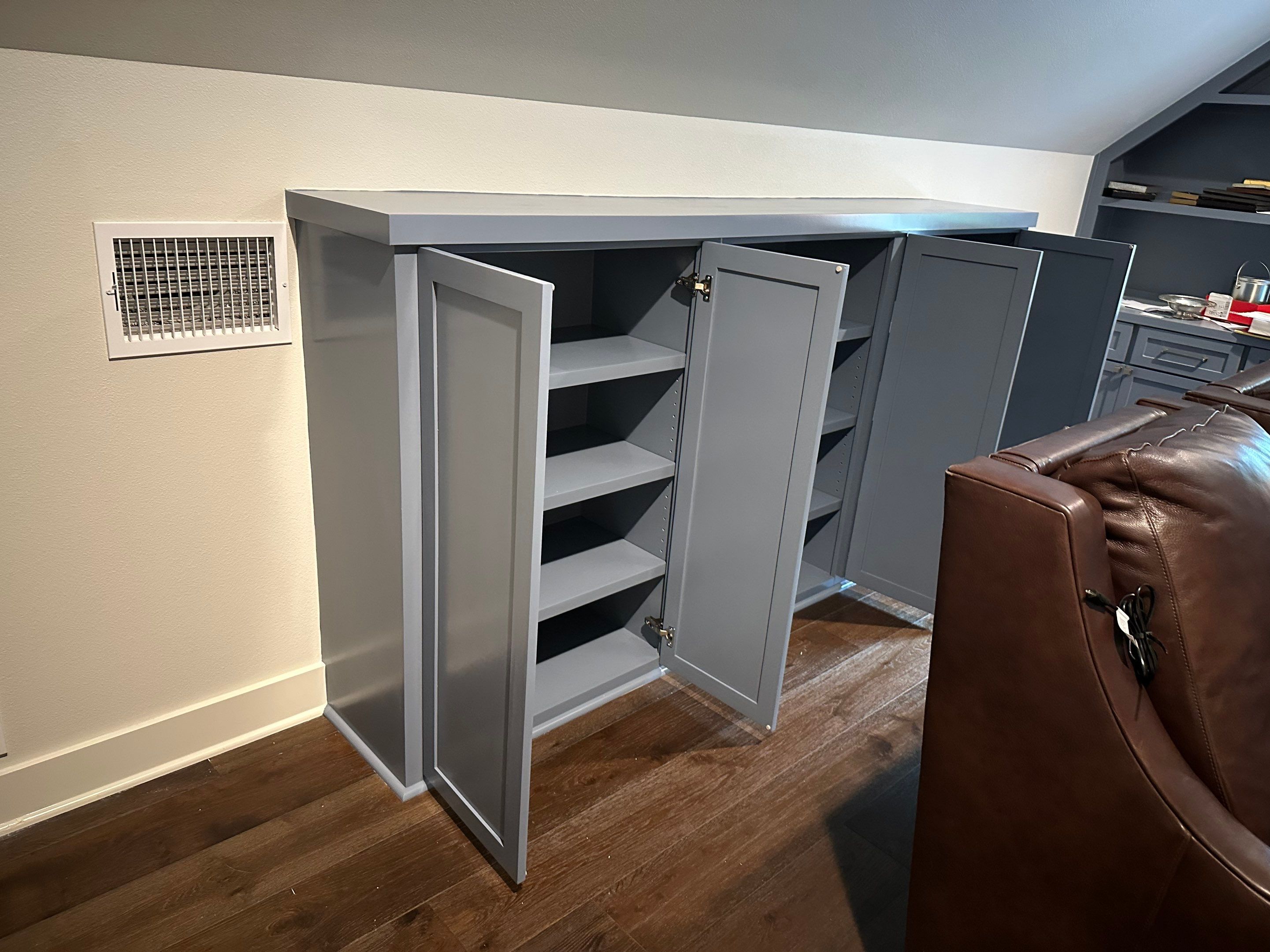 Custom Cabinet Painting | Hollytree, Tyler, TX 🎨✨ by Quality Coats Painting