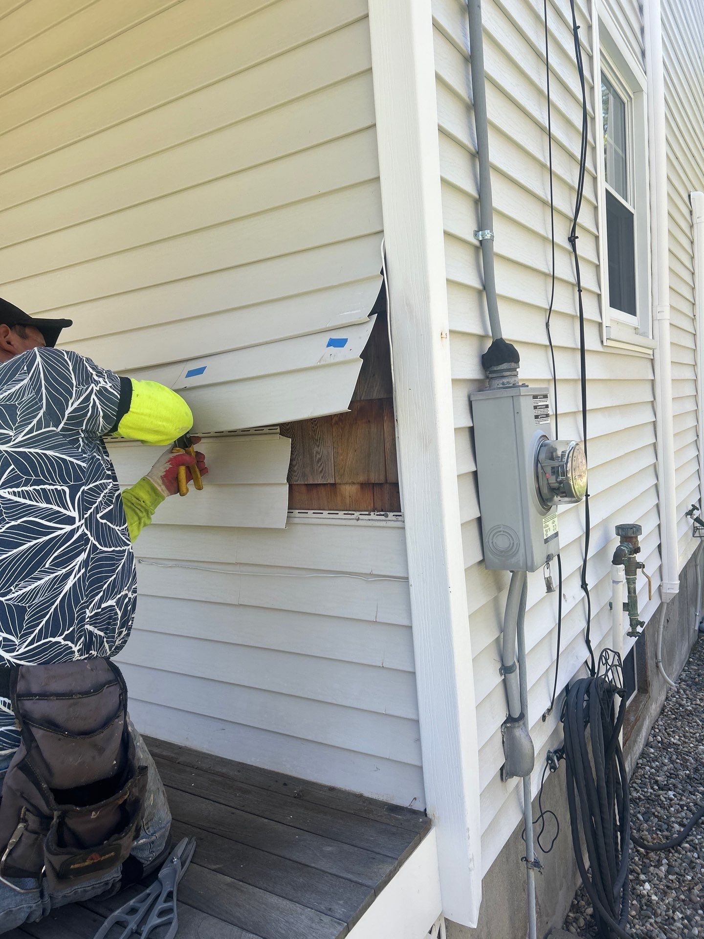 Vinyl Siding Repair with Spot Replacement by Mighty Dog Roofing of Greater Middlesex County