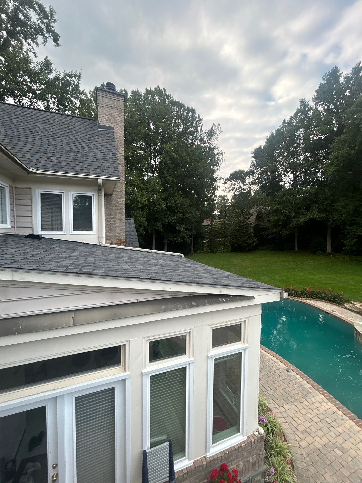 Great Falls : residential Roof with CertainTeed Landmark Pro in Max Def Moire Black  by RM Banning, Inc.