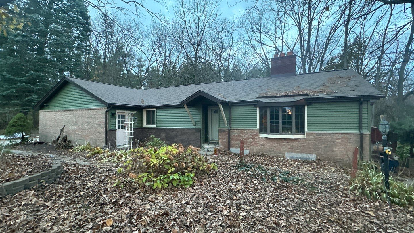 Siding Replacement using CertainTeed Restoration Classis D4 by 180 Contractors