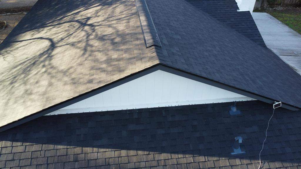 Onyx Black - Owens Corning TruDefinition Duration Storm by RoofsOnly.com