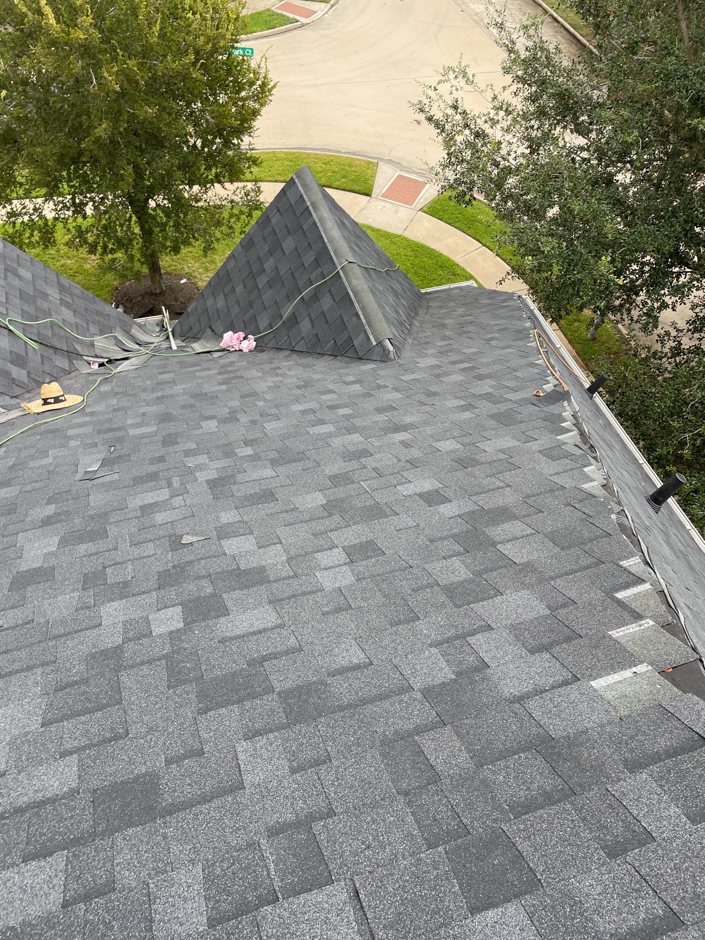 Residential Roofing Installation using Owen's Corning Duration (Lifetime) Shingles by Roof Repair Company