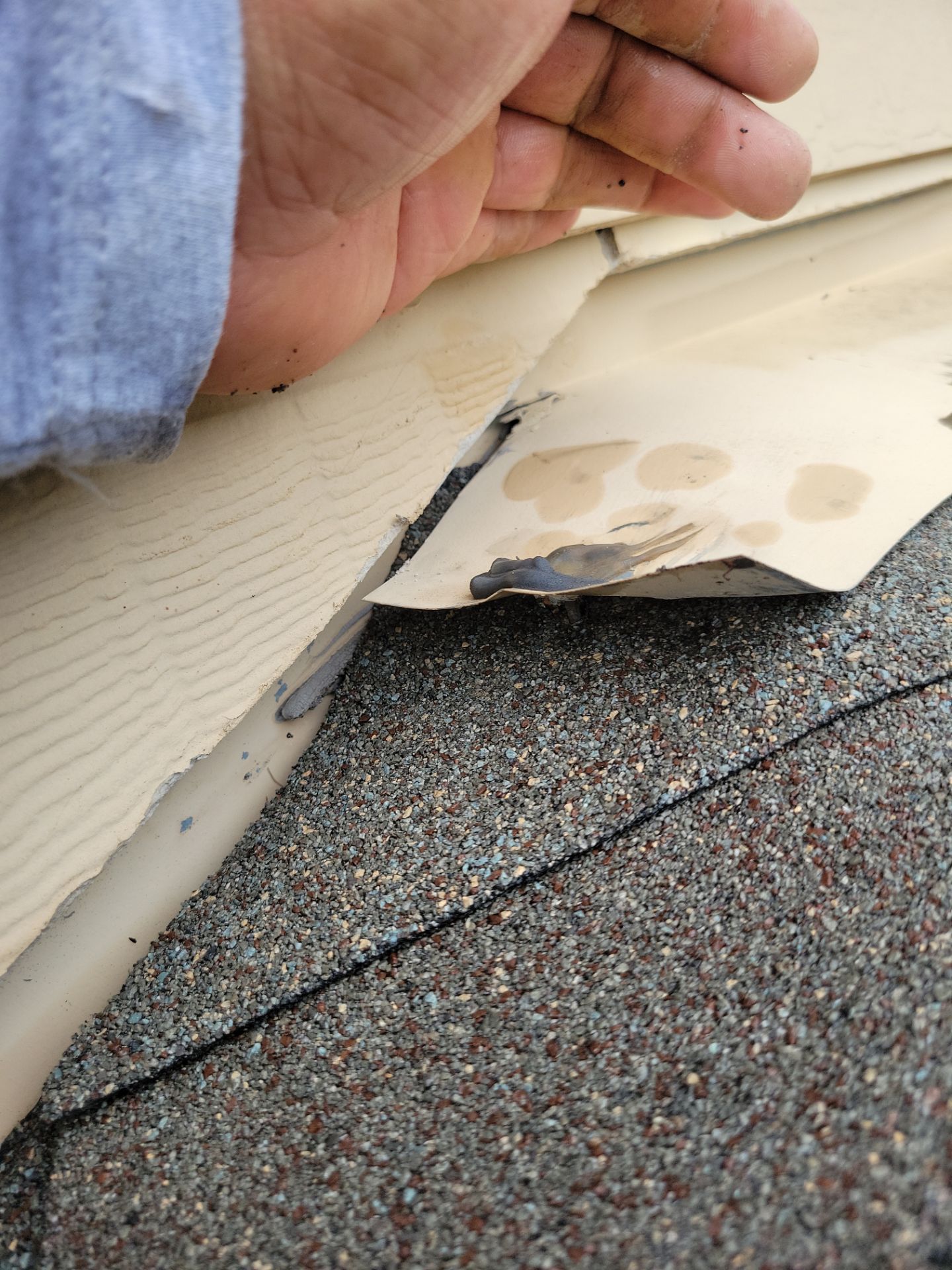Residential Siding Repair and Roof Flashing Maintenance in San Antonio by Heaven Sent Roofing, LLC