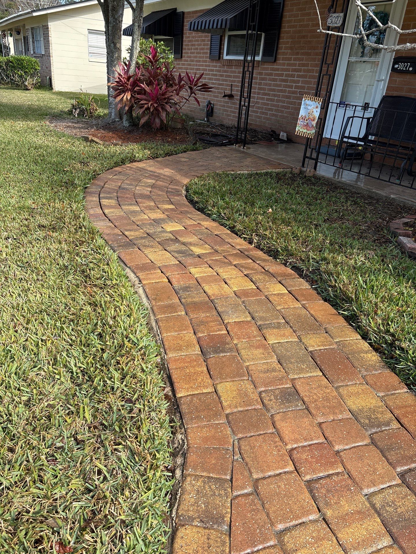 Paver Driveway using Concrete Sealant by DuraSeal