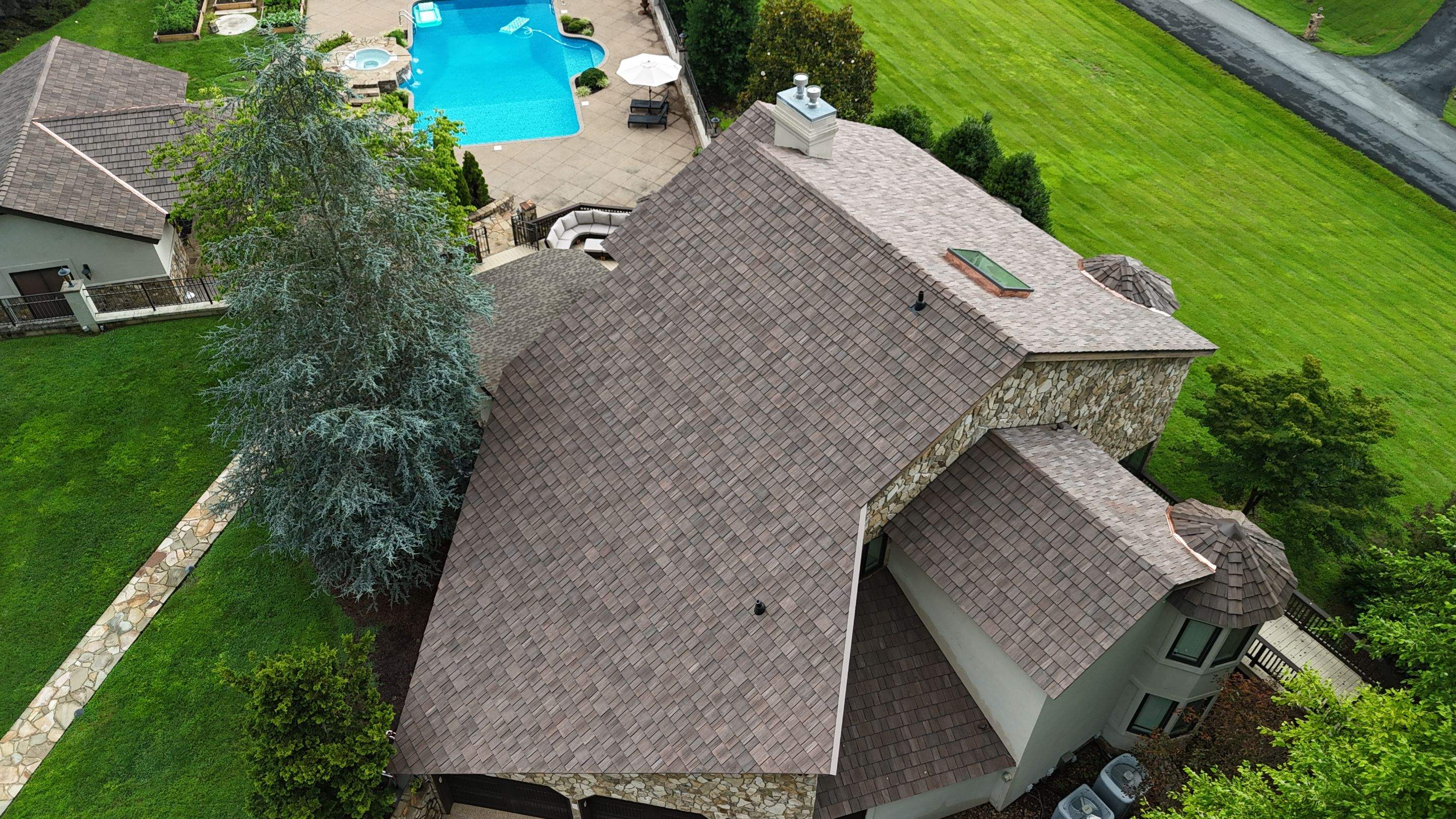 BRAVA Cedar Shake - Sierra by Redemption Roofing And Construction 