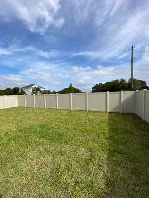 Bradenton, FL 6 ft. Tall Tan Vinyl Privacy Fence 