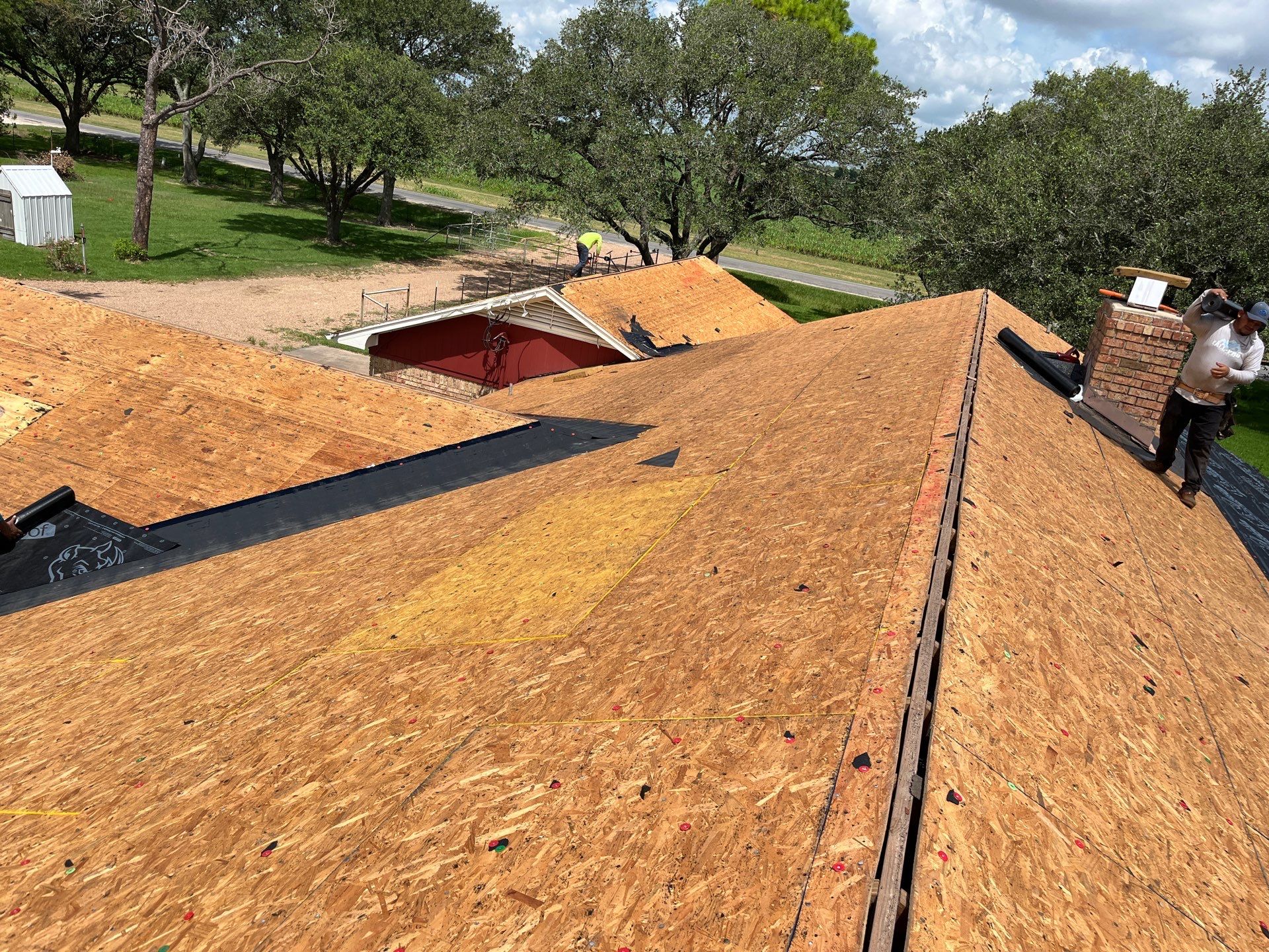 Residential Roofing Installation using Owen's Corning Duration (Lifetime) Shingles by Roof Repair Company