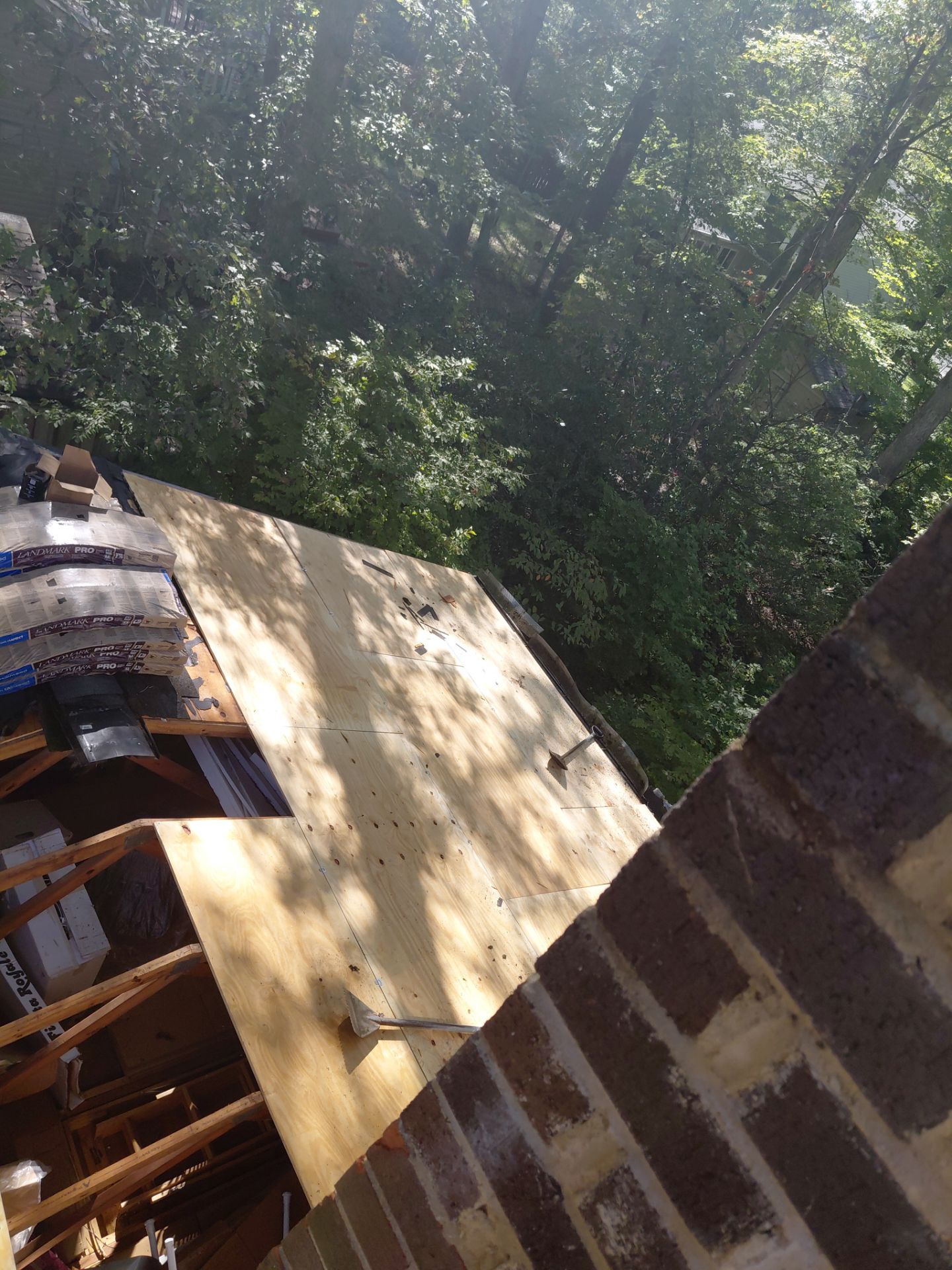 Springfield : Residential Roof Replacement with CertainTeed Landmark Pro in Max Weathered Wood  by RM Banning, Inc.