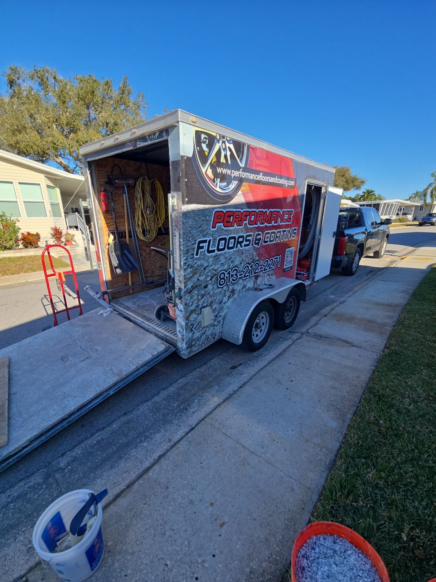 Largo, FL Driveway Concrete Coating by Performance Floors & Coating