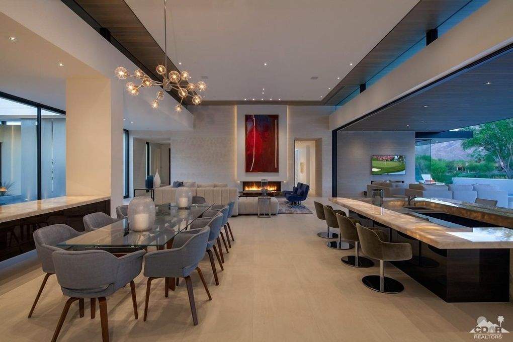 Custom Residential Fireplace Installations with Montigo Linear Inserts by Solara Custom Living