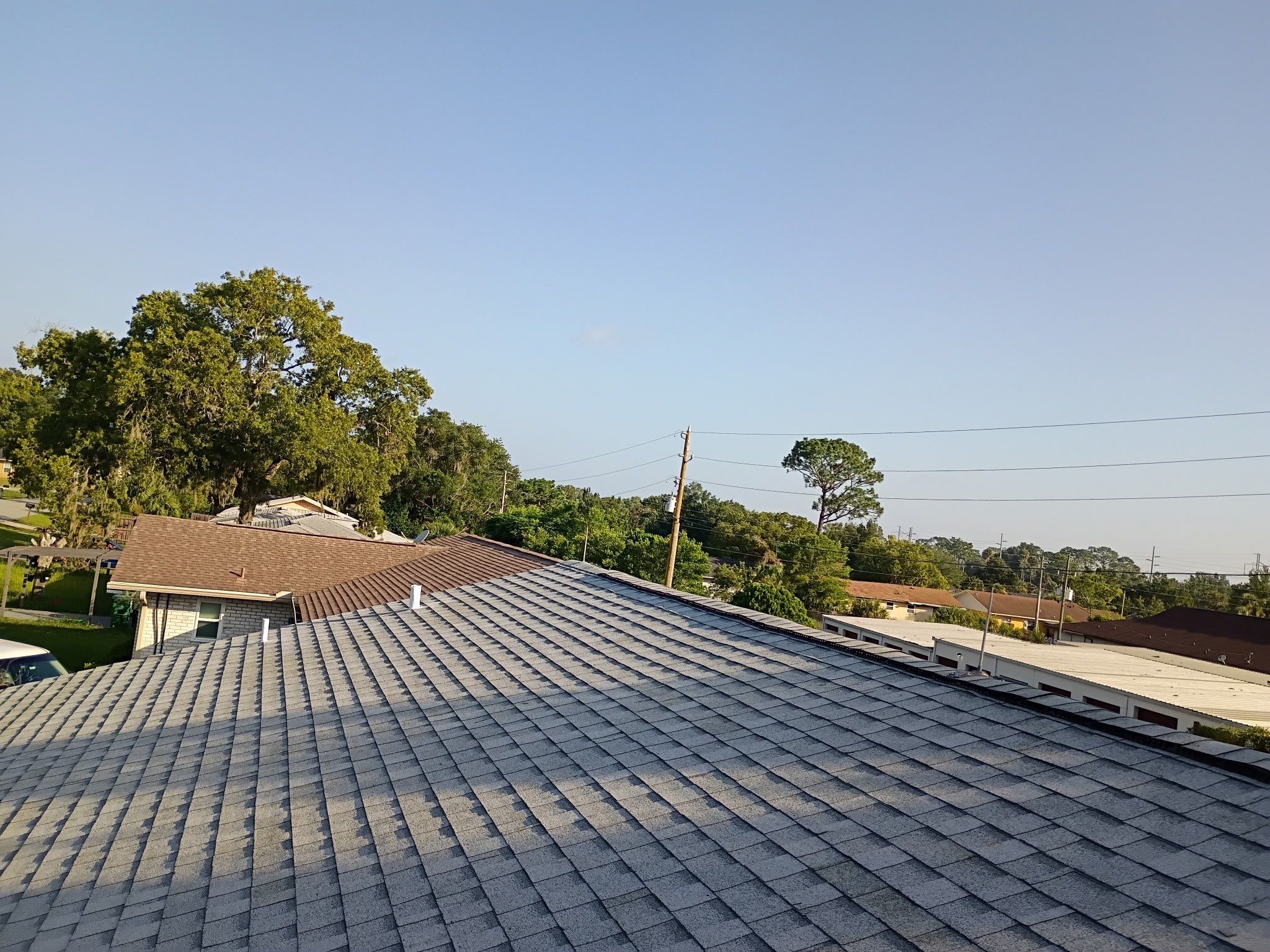 Residential Roof Installation With Atlas Pinnacle Pristine Shingles in Ocala by Pinnacle Roofing Group