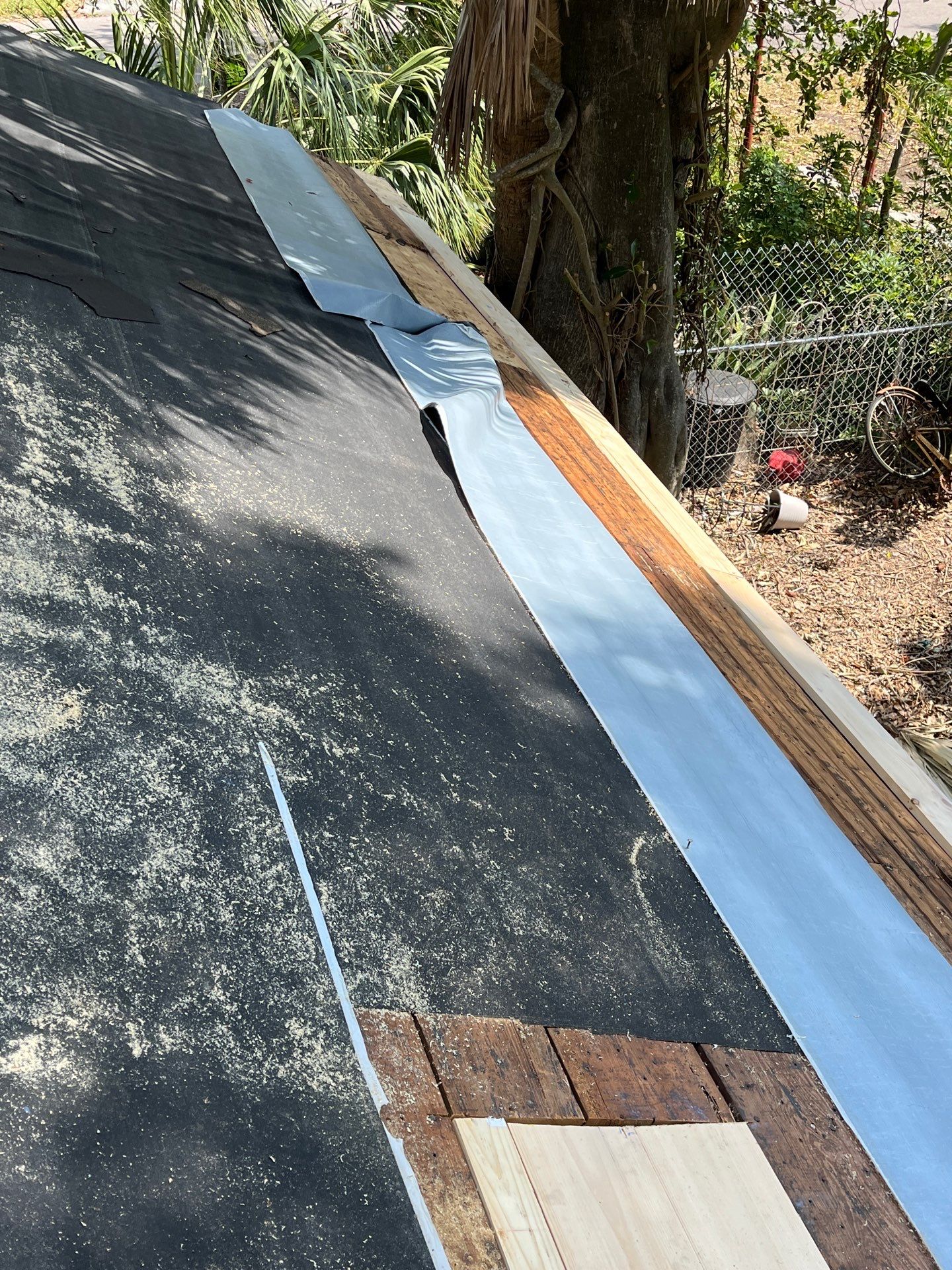 Project in Gulfport 33707 by Mitchell Roofing Company LLC 