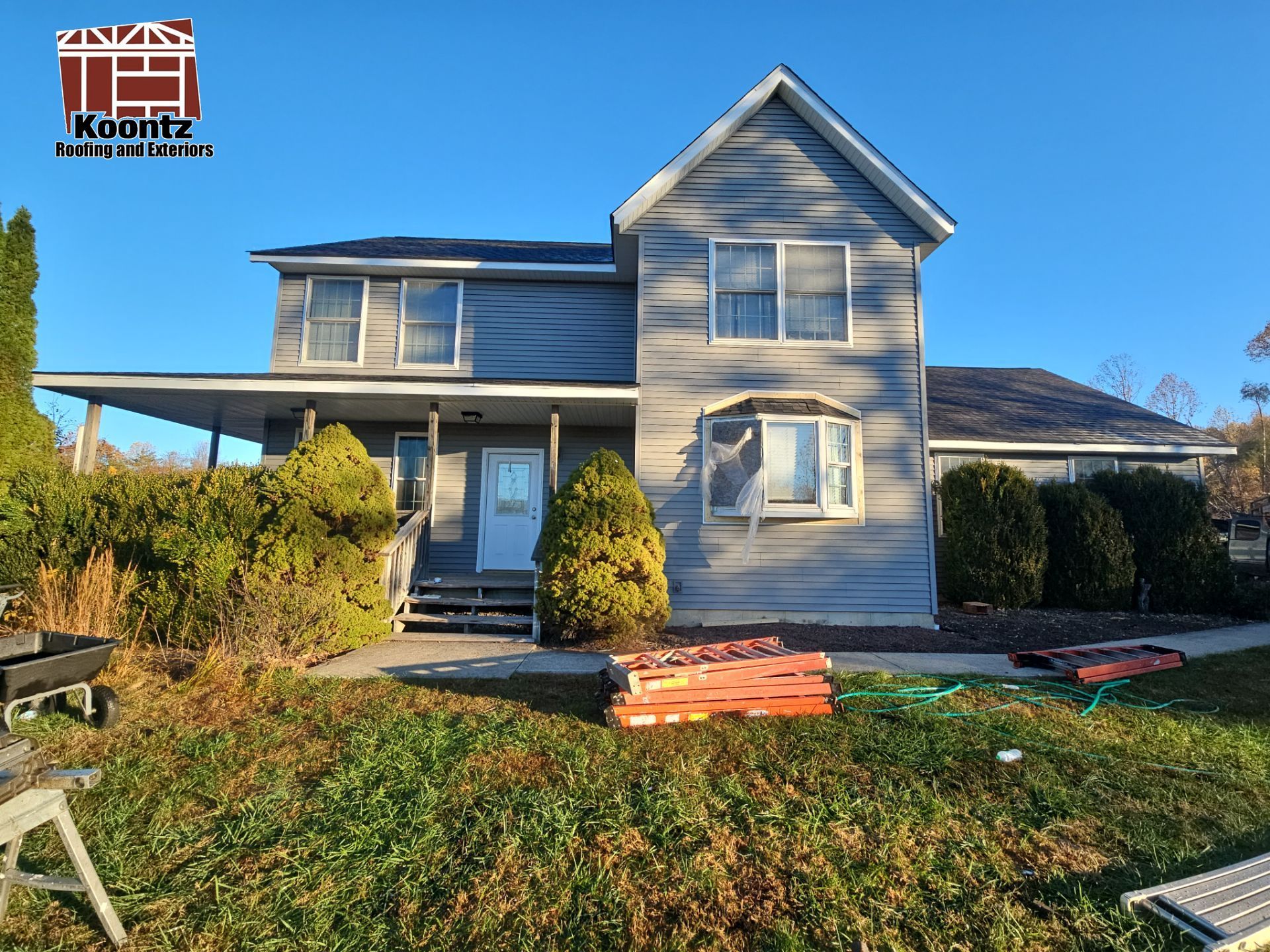 Exterior & Window Installation using CertainTeed Mainstreet & ViWinTech Windows by Koontz Construction