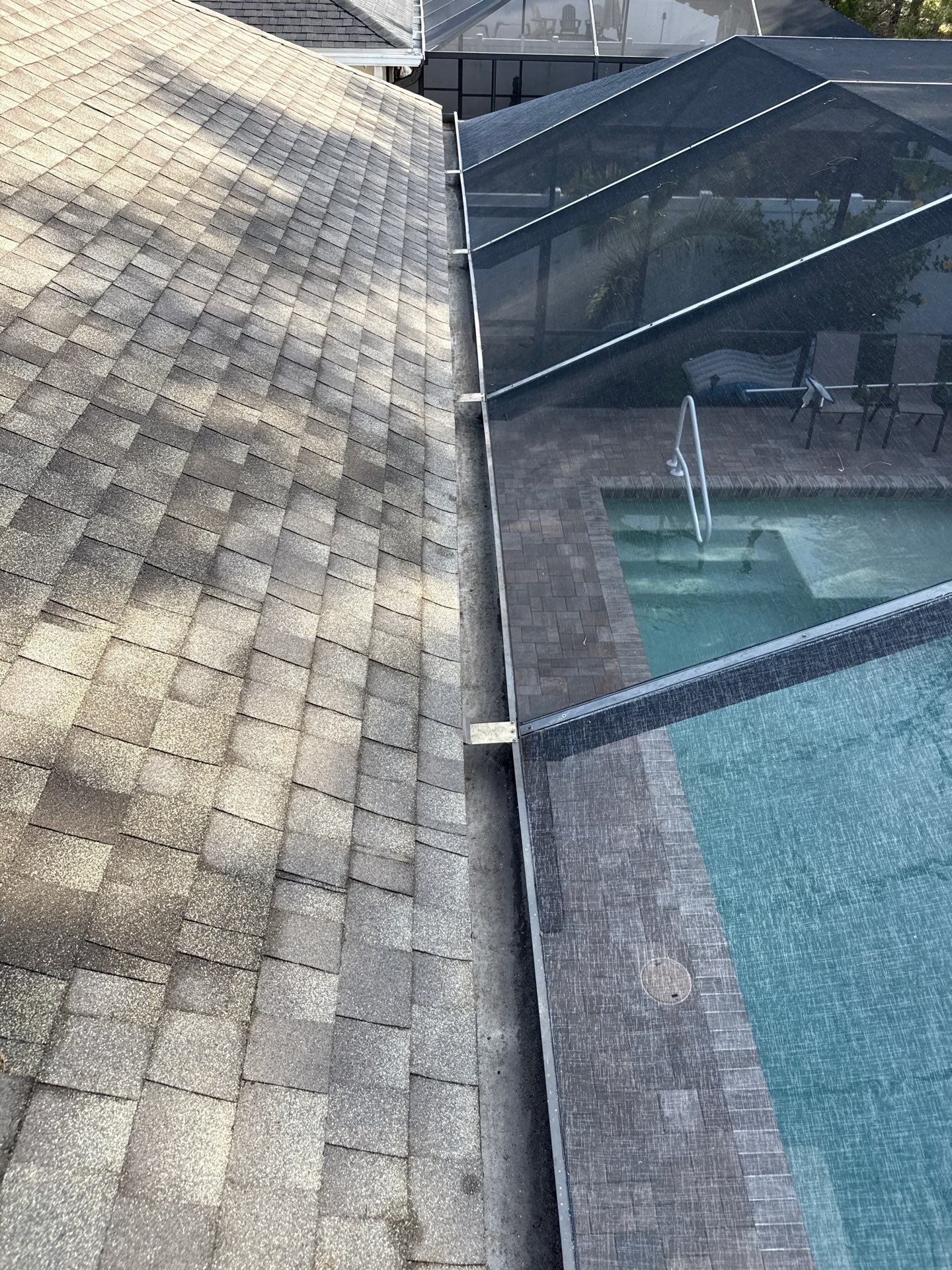 Gutter Cleaning Over Screen Enclosure – Greenbrook Village, Lakewood Ranch, FL by Sunshine AquaWash