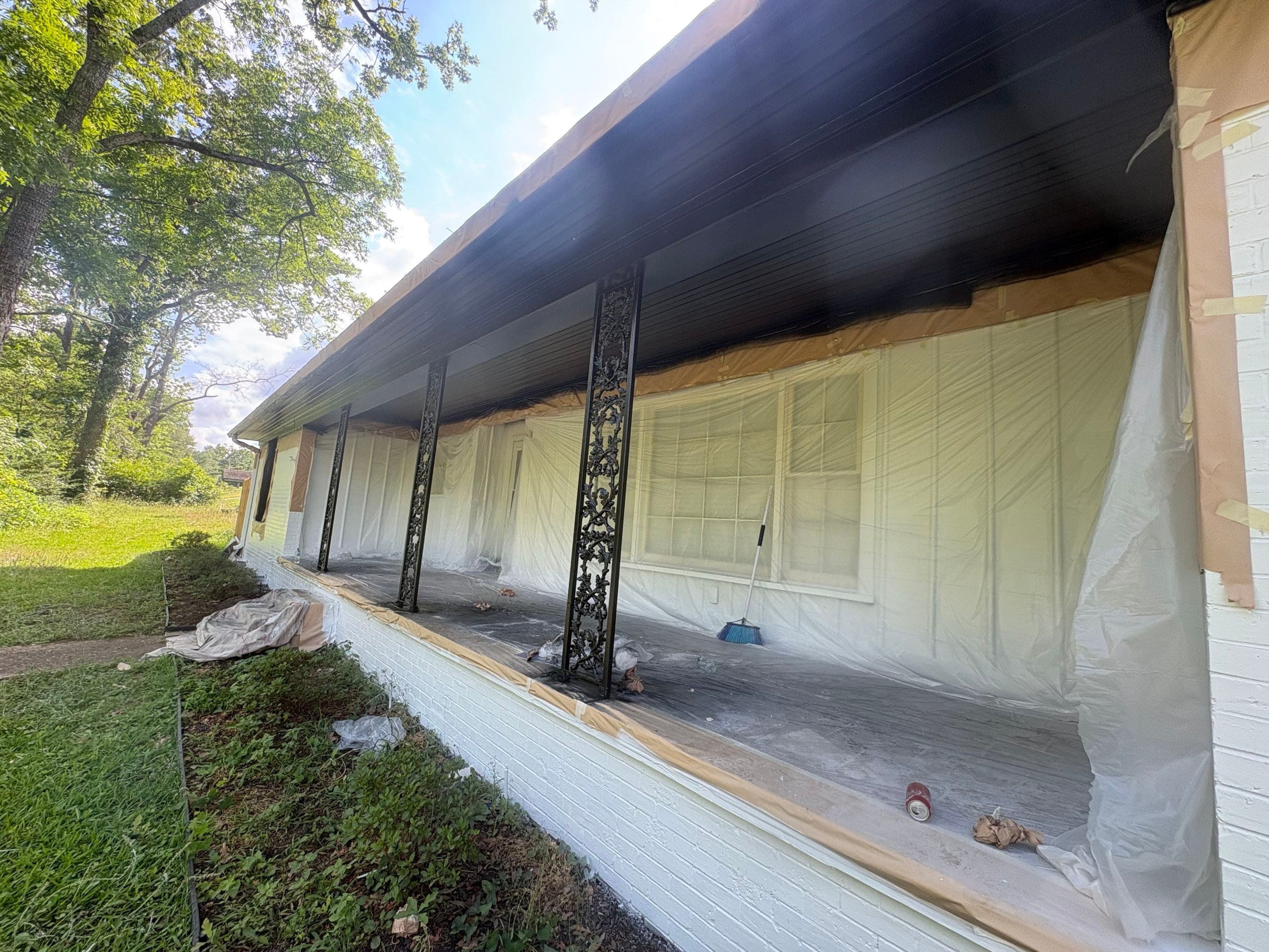 From Gray to Modern White: Exterior Repaint in Tyler, TX by Quality Coats Painting