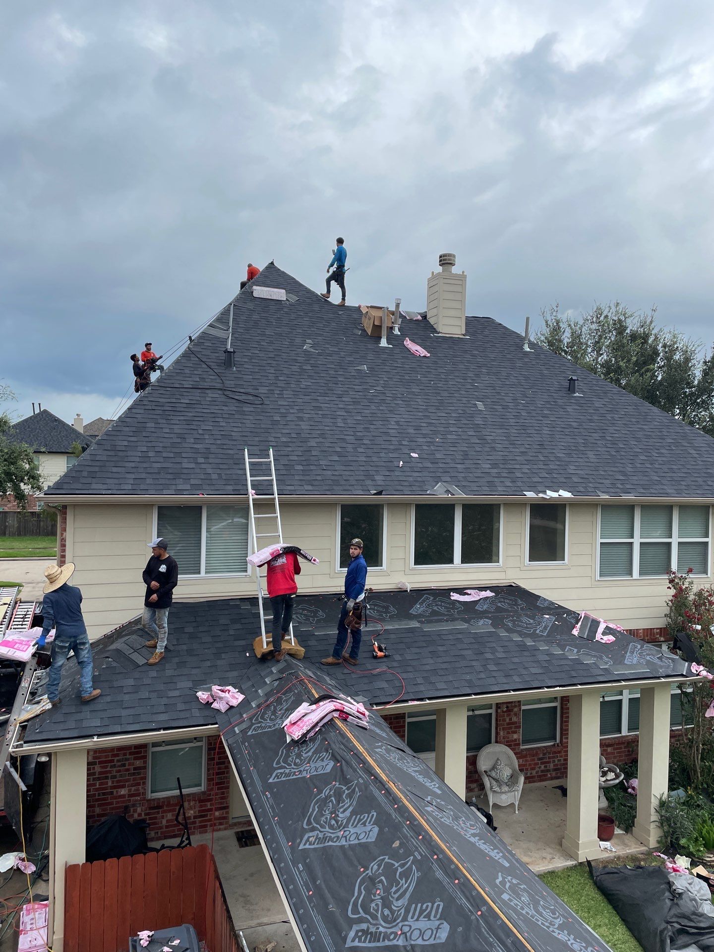 Residential Roofing Installation using Owen's Corning Duration (Lifetime) Shingles by Roof Repair Company