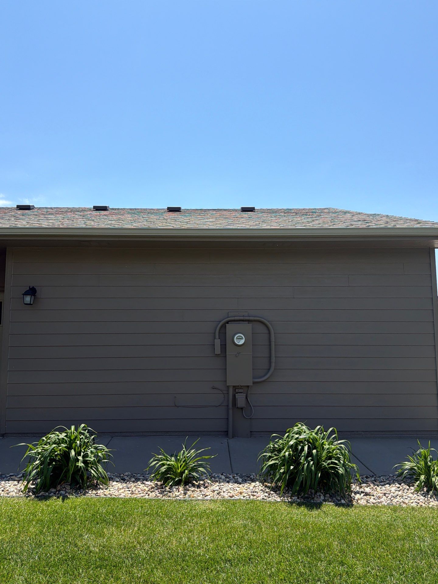 Multi-Family Exterior Painting and Trim Refresh in Sioux Falls by Select Painting, Coatings & Garage Cabinets
