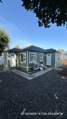 Full Exterior Siding and Shingle Roof Replacement in Ellensburg
