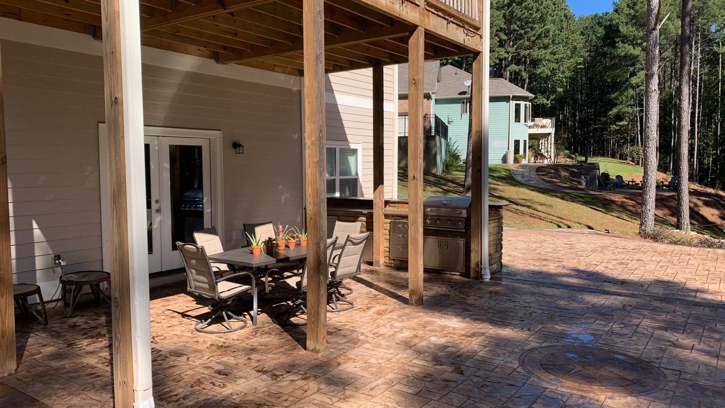 Outdoor Kitchen using Clifrock Panels by Xtreme Concrete Services