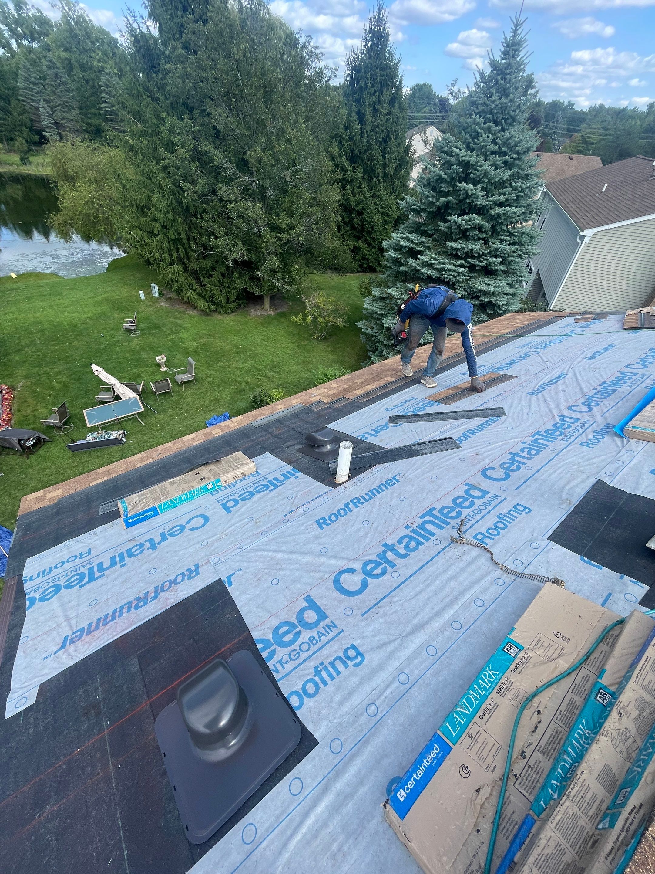 Roof Replacement using CertainTeed Landmark by 180 Contractors
