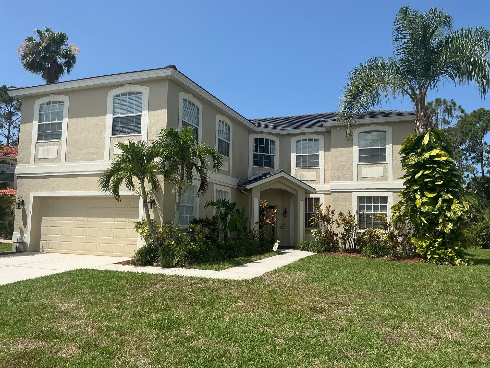 Black Seamless Gutters for Modern Homes in Osprey FL by Gutter Professors