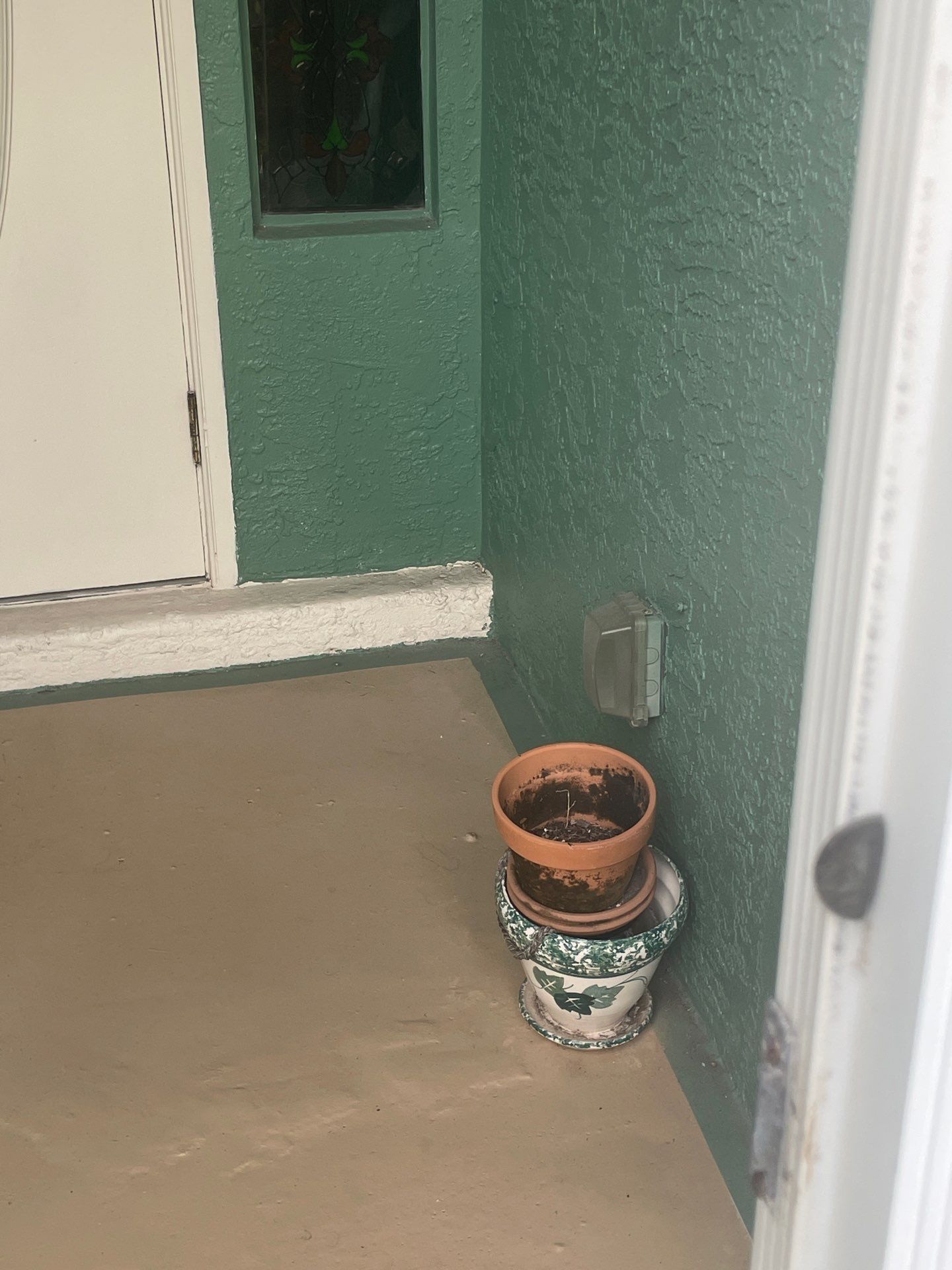 6 Inch Seamless Gutters using K-Style Seamless Gutters in Cape Coral FL by Gutter Professors