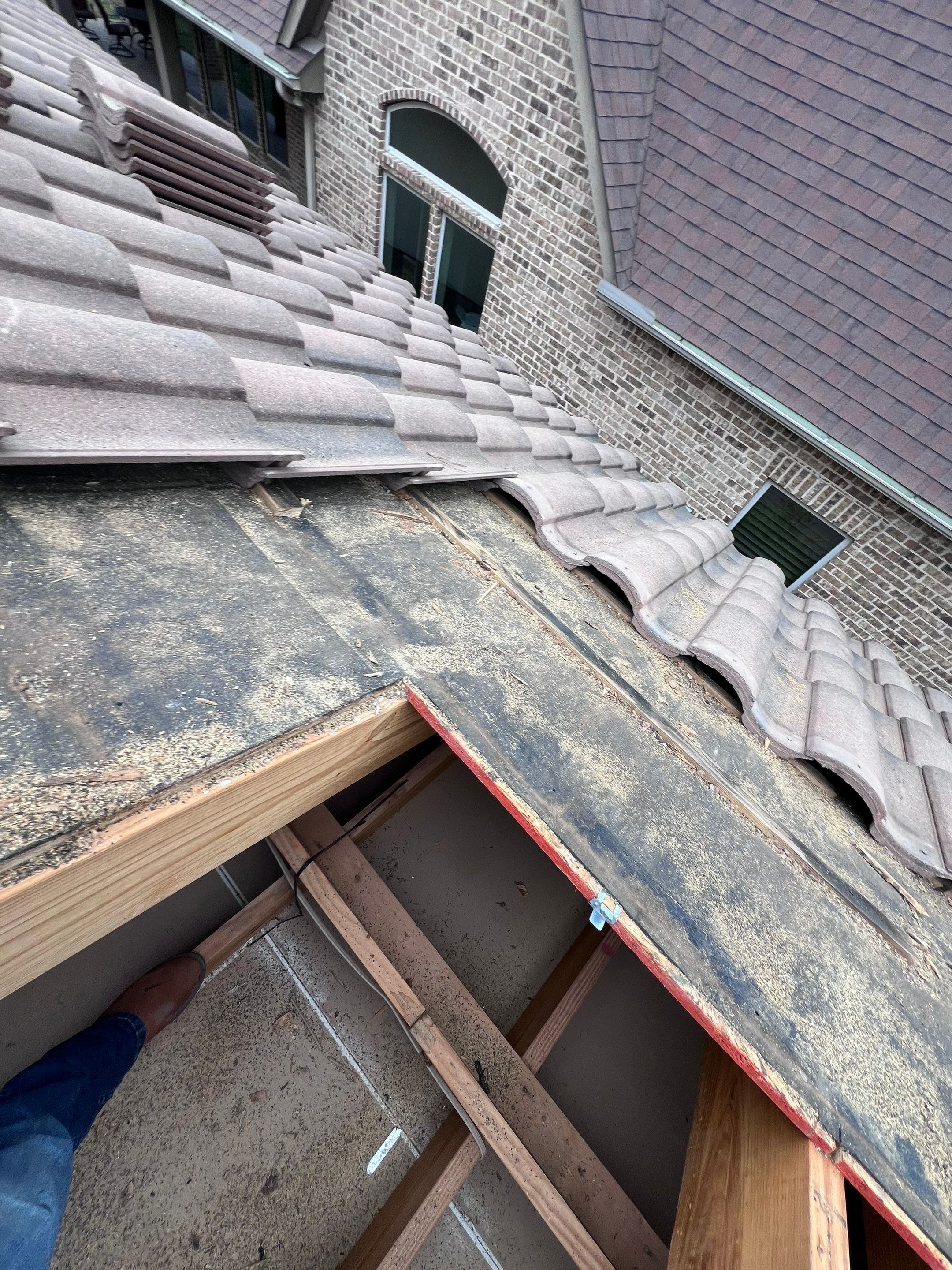 Tile Roof Repair by Roof Repair Company