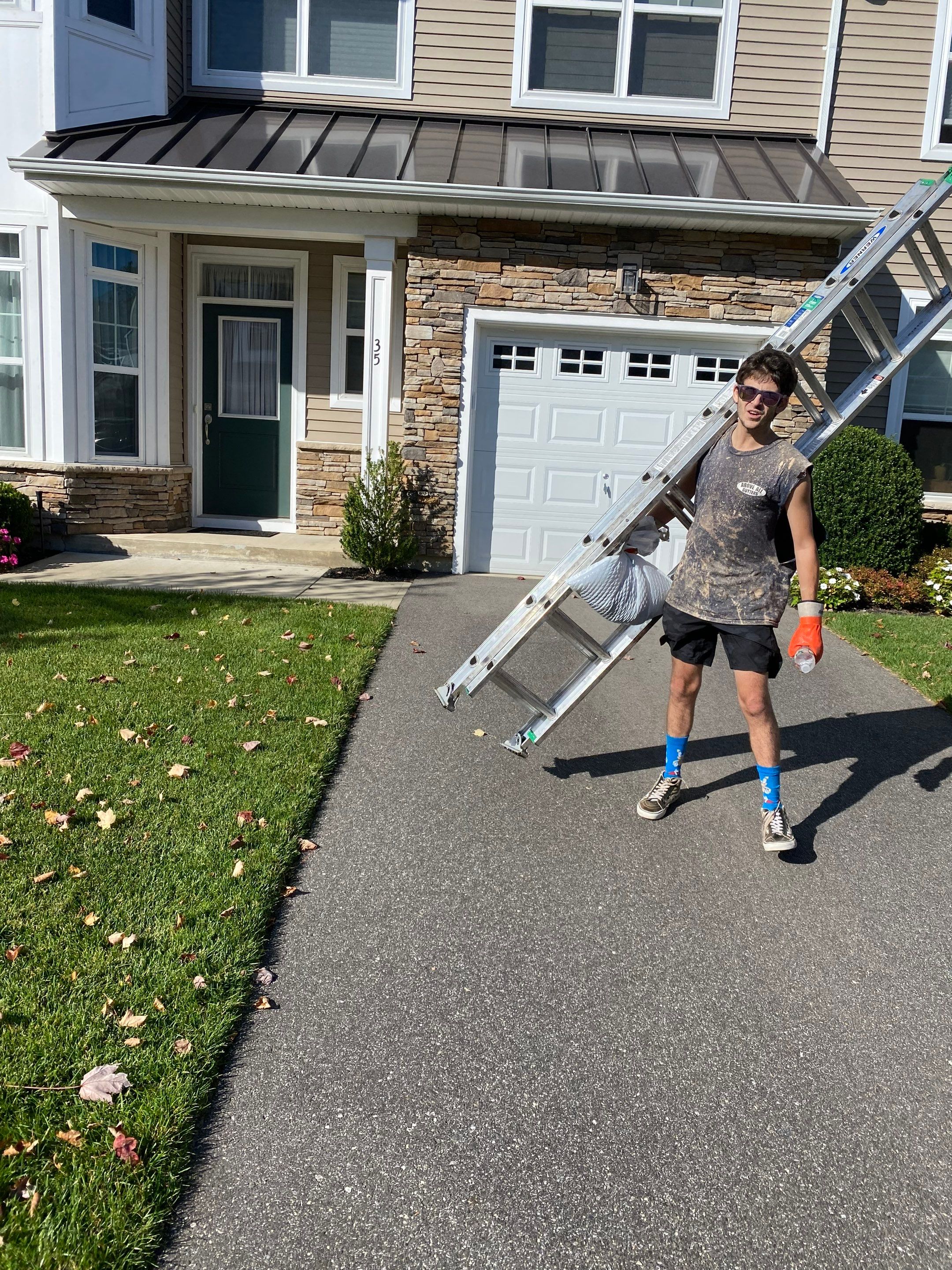 County Pointe Woods Condo Complex Gutter Cleaning by Above All Gutters 