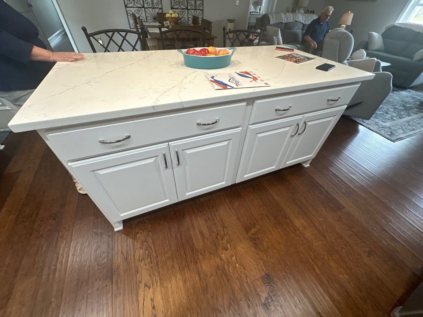 Kitchen Cabinets in Gray Court by Painter1