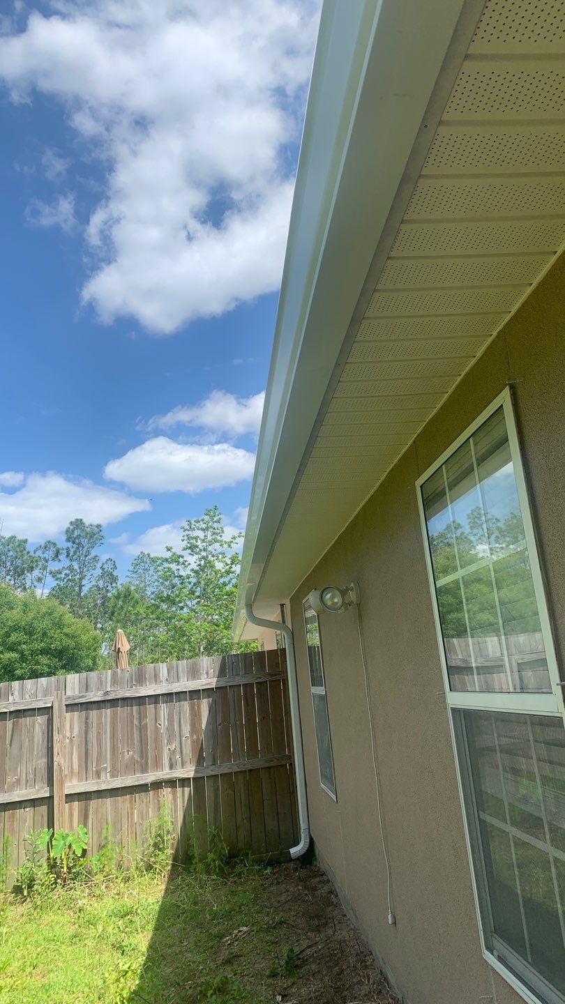 Seamless Aluminum Gutter Installation Using K-Style Seamless Gutters by Gutter Professors