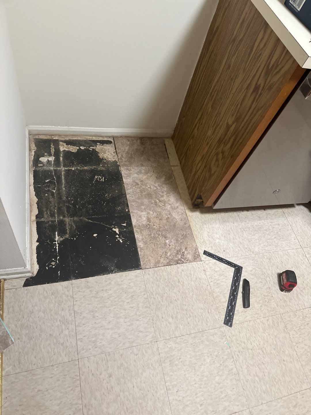 Punch List Project using Vinyl Flooring by A1 NERDY HOMES LLC