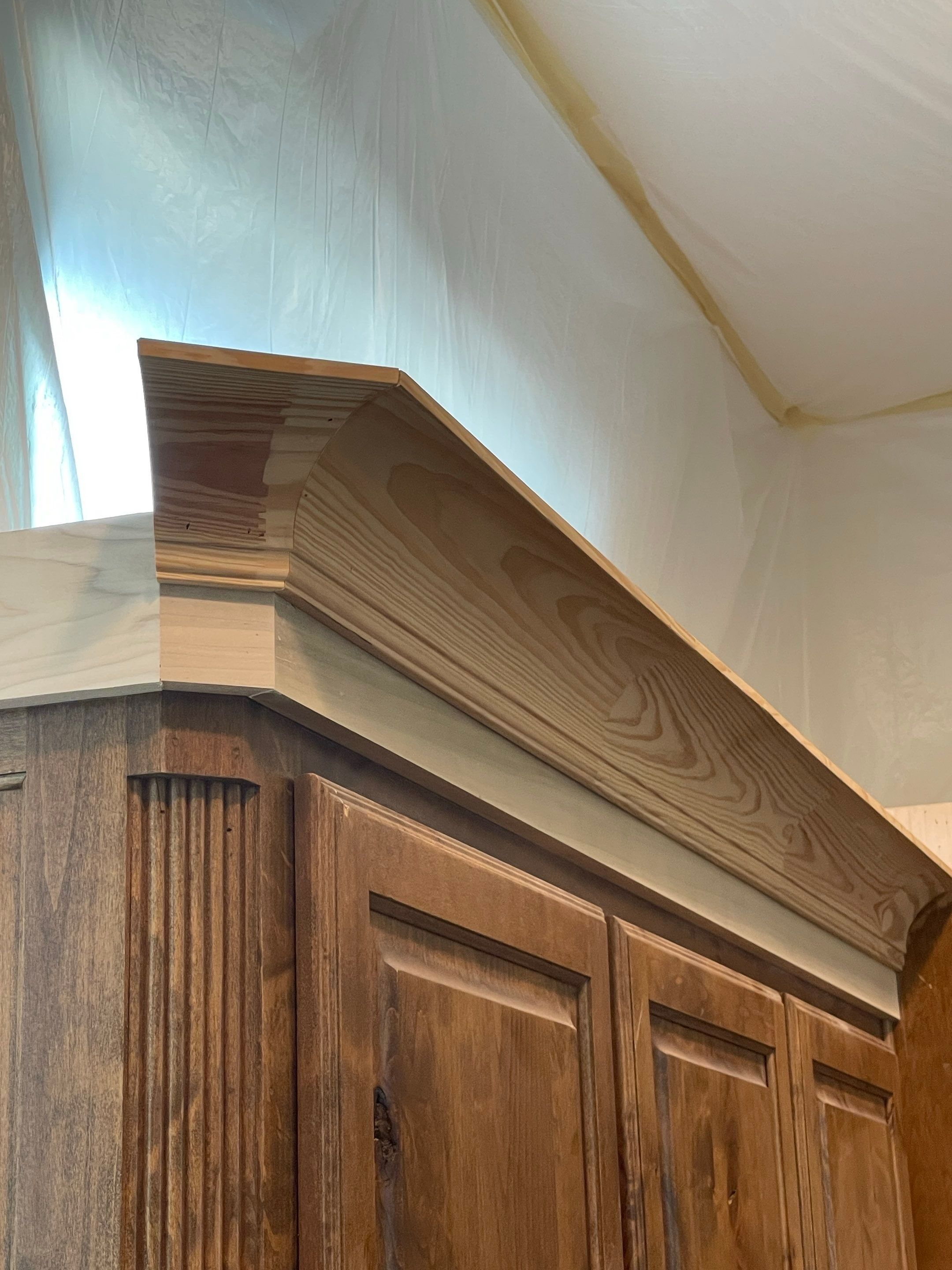 Kitchen Remodel using Quartzite by SLM General Contractors & Roofing