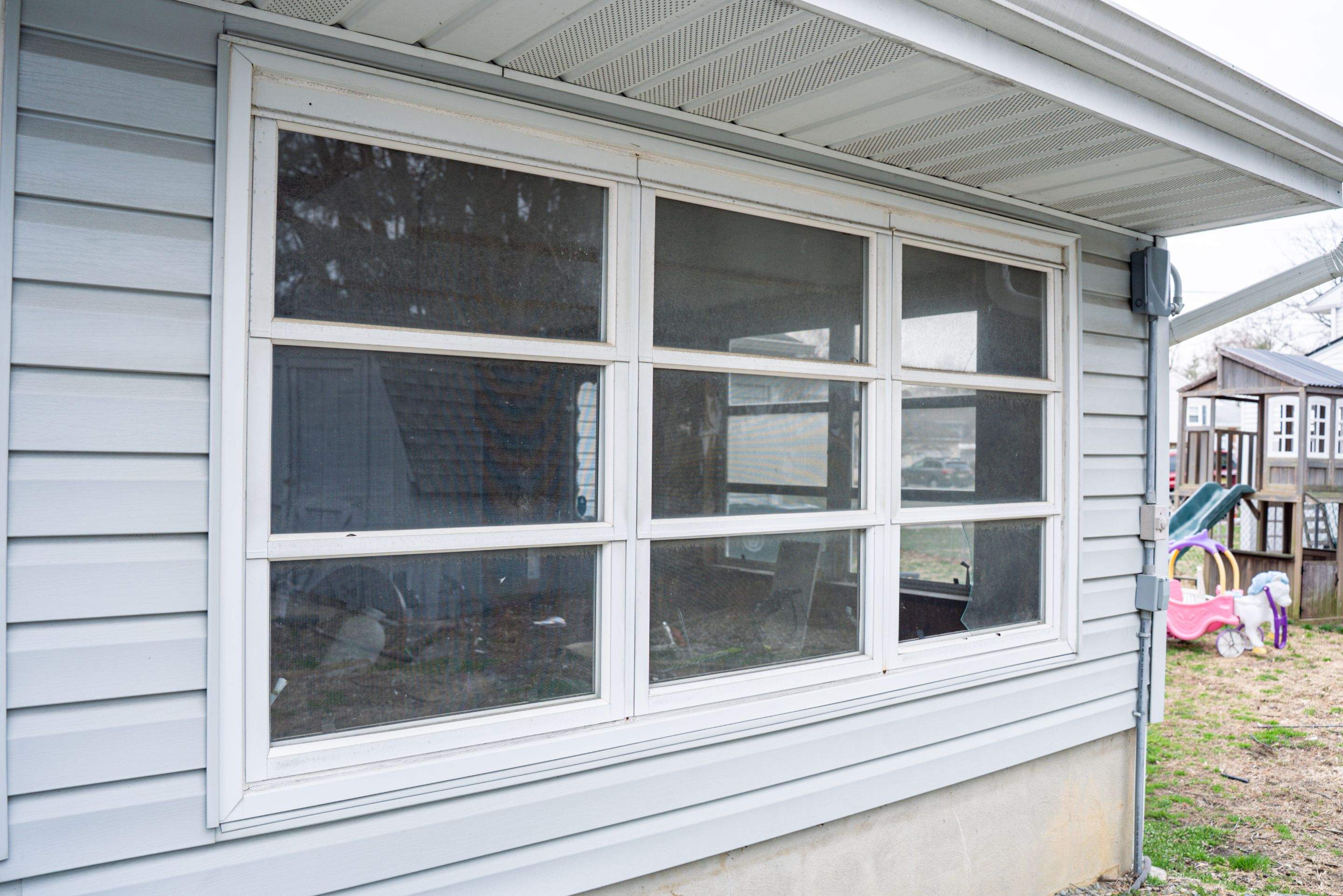 Window & Door Replacement in Mount Holly, NJ 08060 by Mighty Dog Roofing of South Jersey 