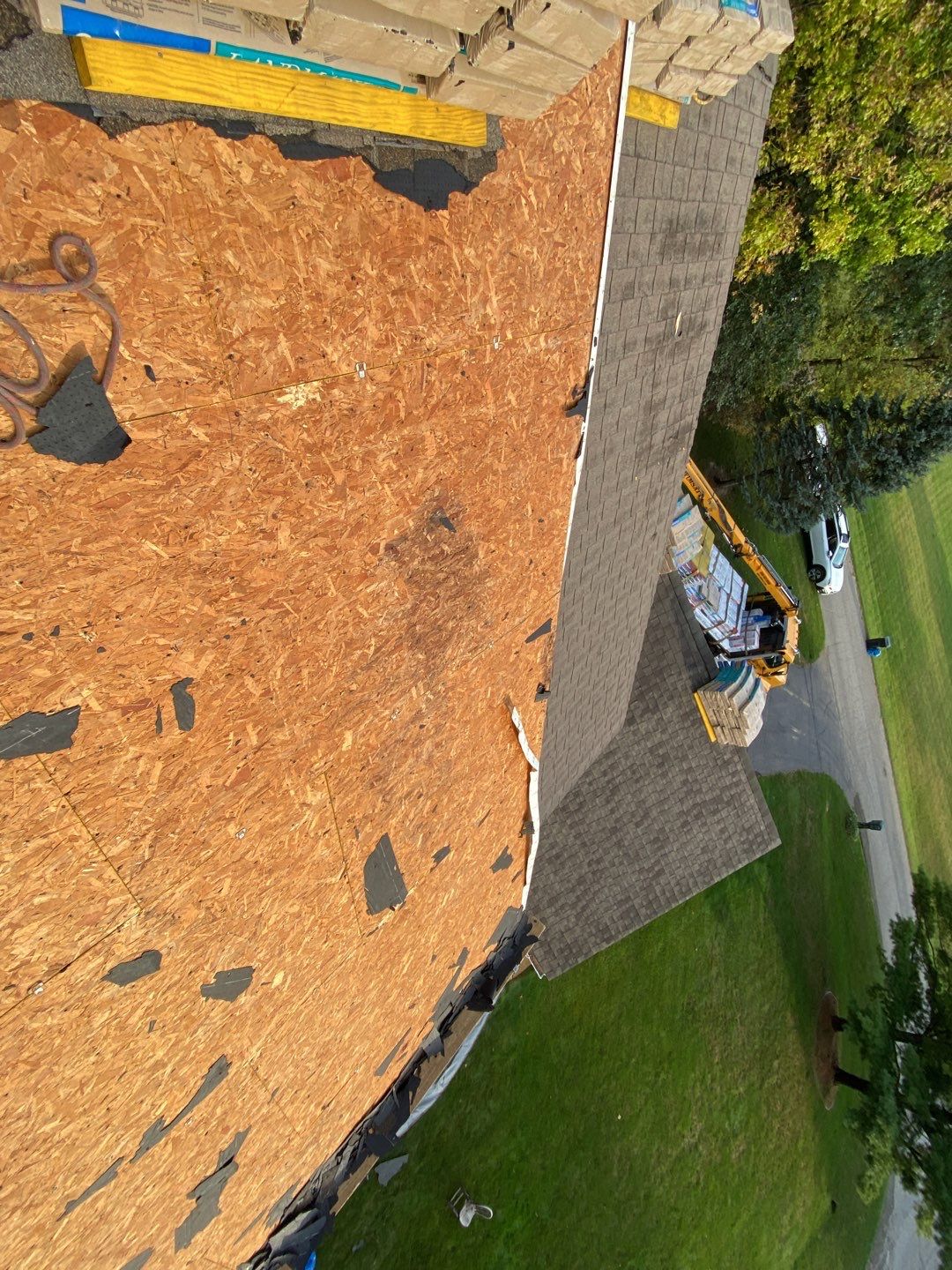 Roof Replacement using CertainTeed Landmark by 180 Contractors