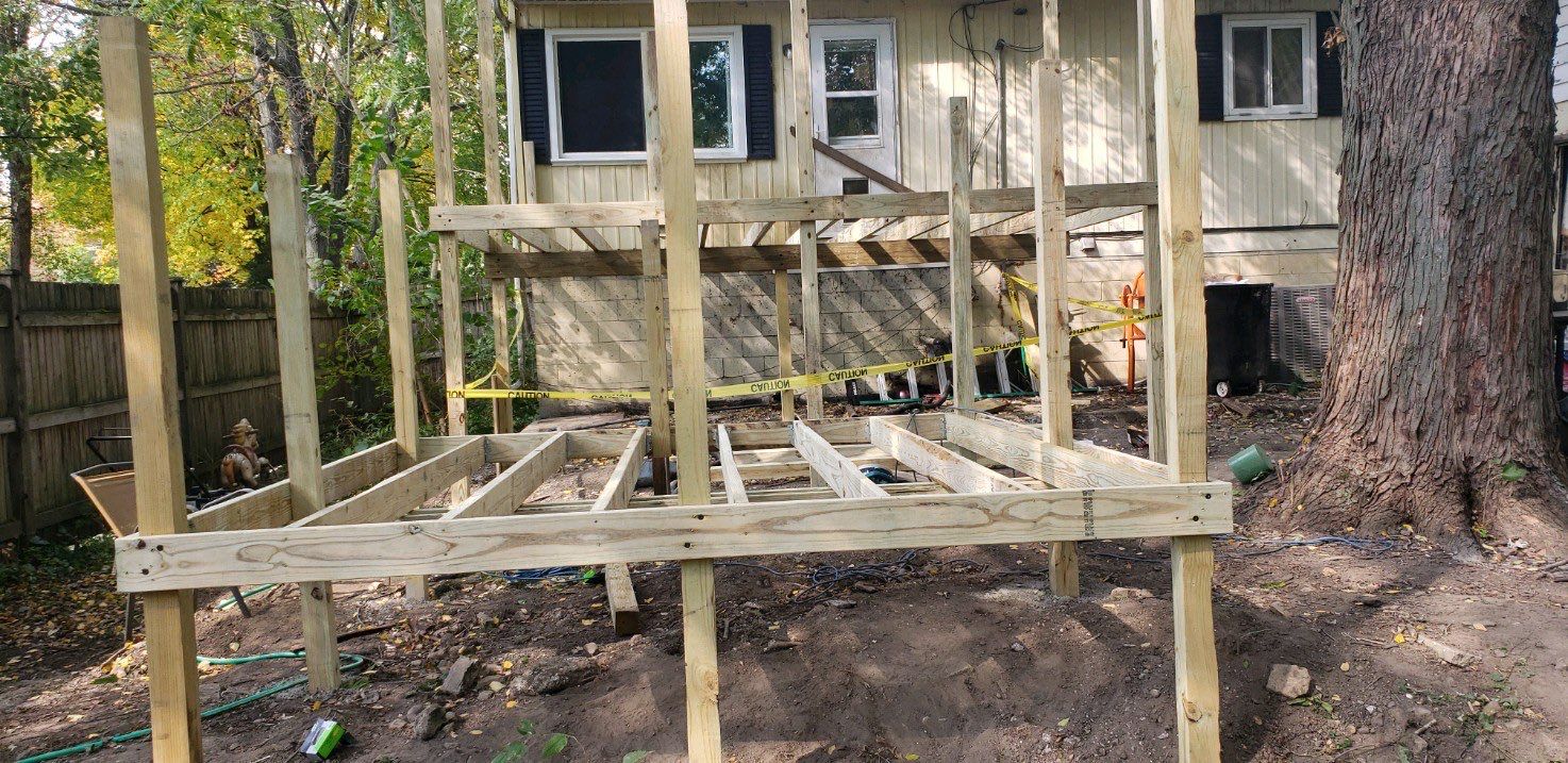 wood deck using treated lumber by Kraz Construction
