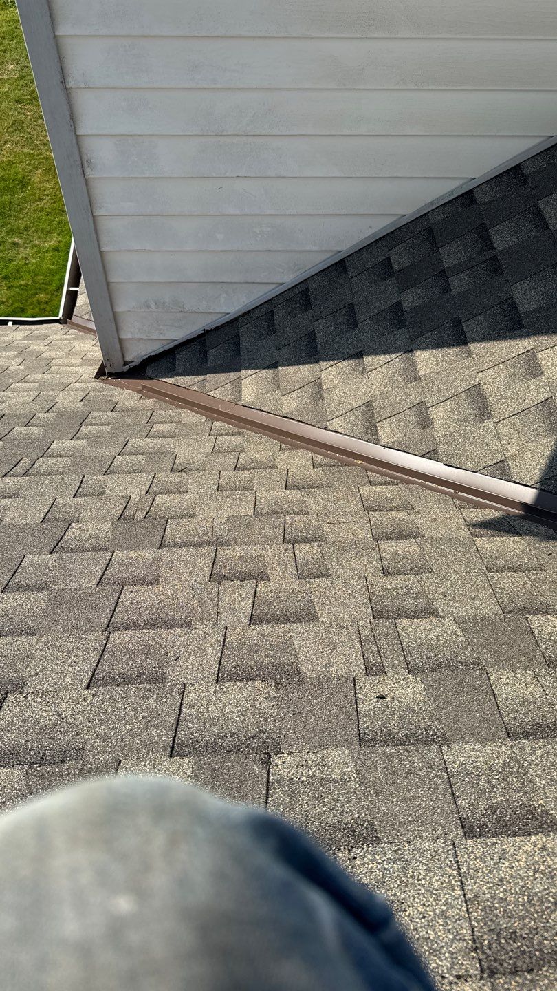 Residential Reroof Shingle - Weatherwood by Top Notch Roofing Inc