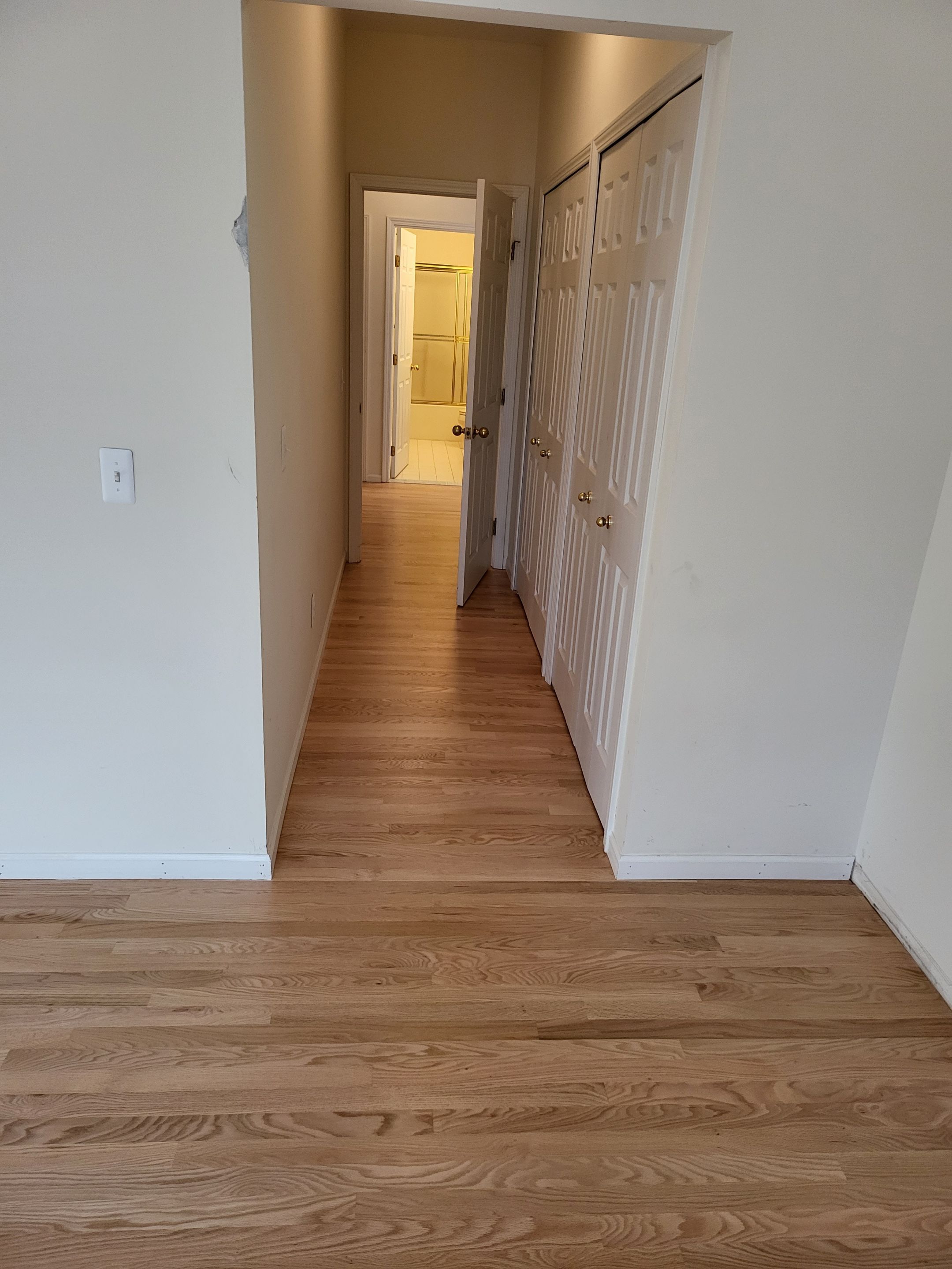 Classic Cut Red Oak by Ann Arbor Hardwoods 
