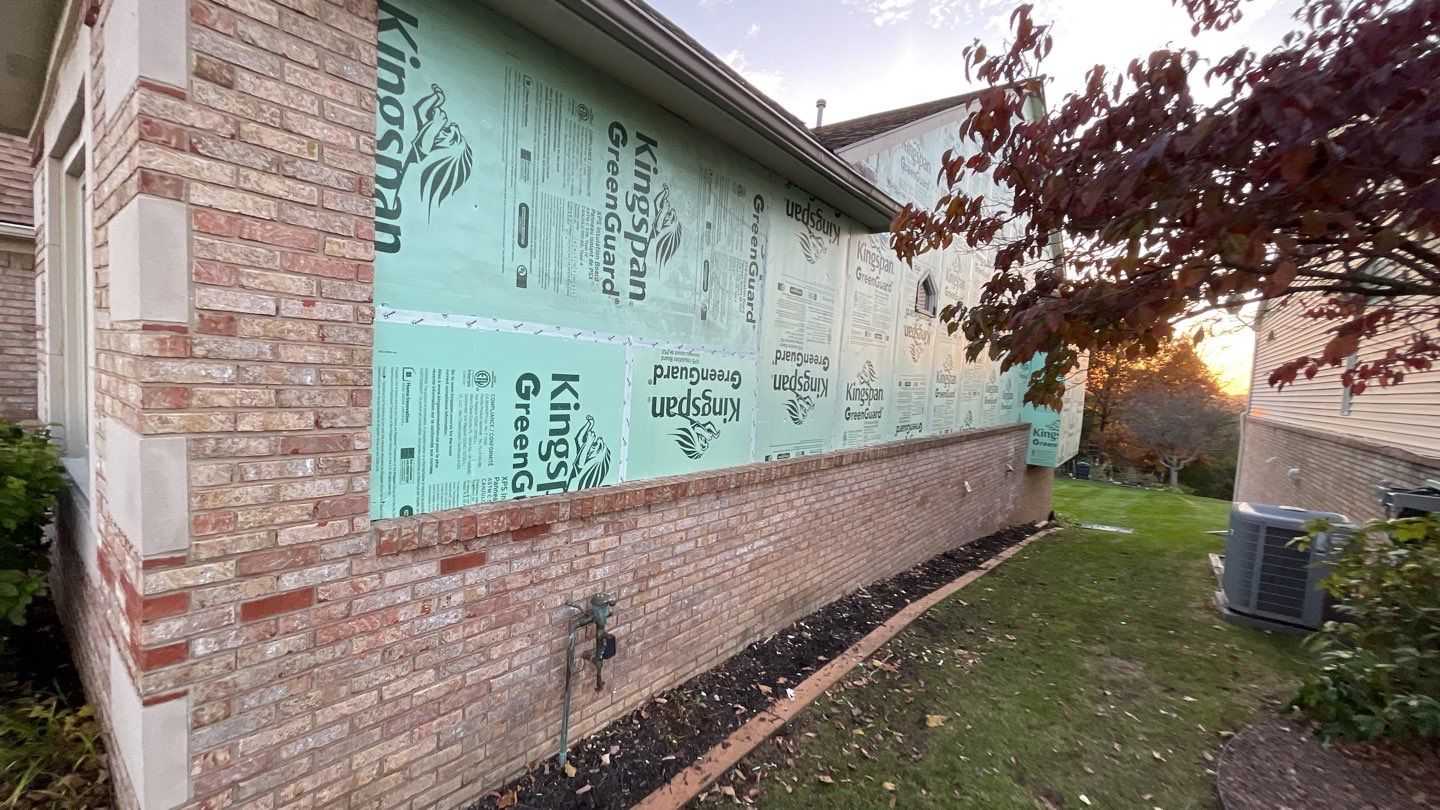 Siding Replacement using CertainTeed Restoration Classic D5 by 180 Contractors