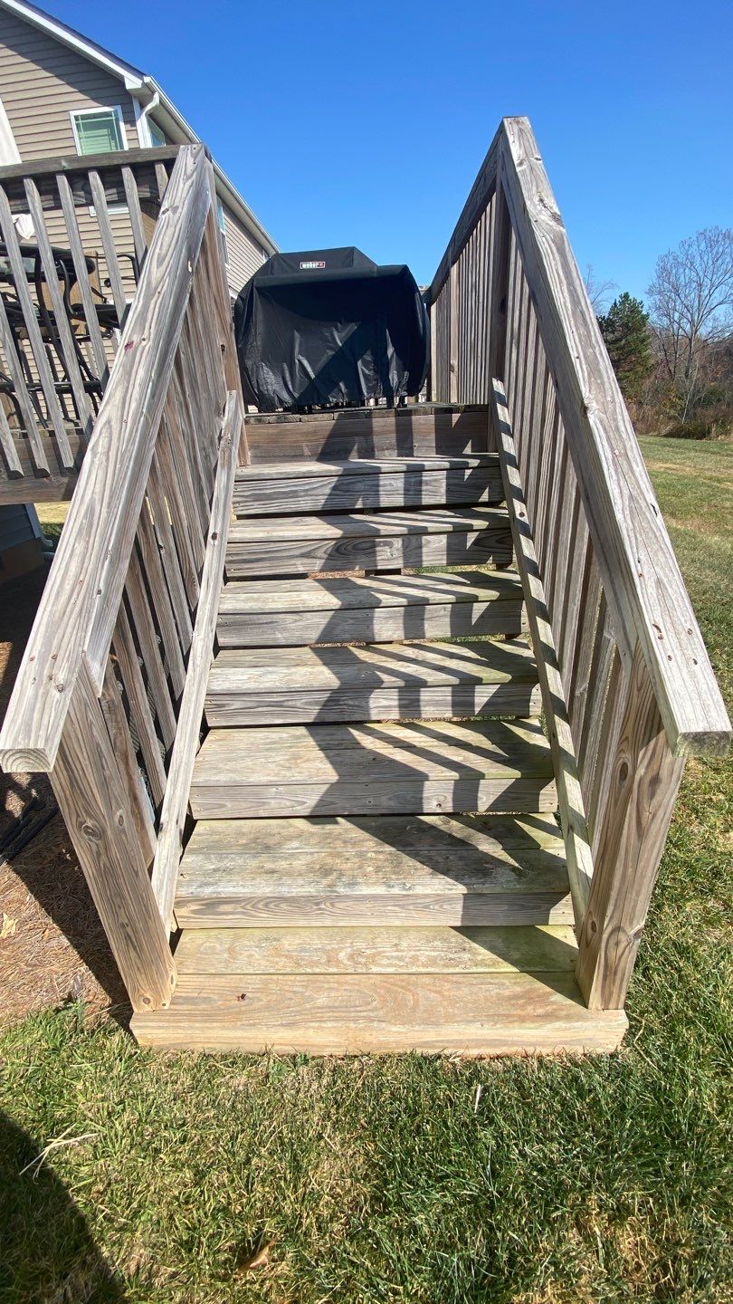 Coated Deck using Wood Sealant by DuraSeal