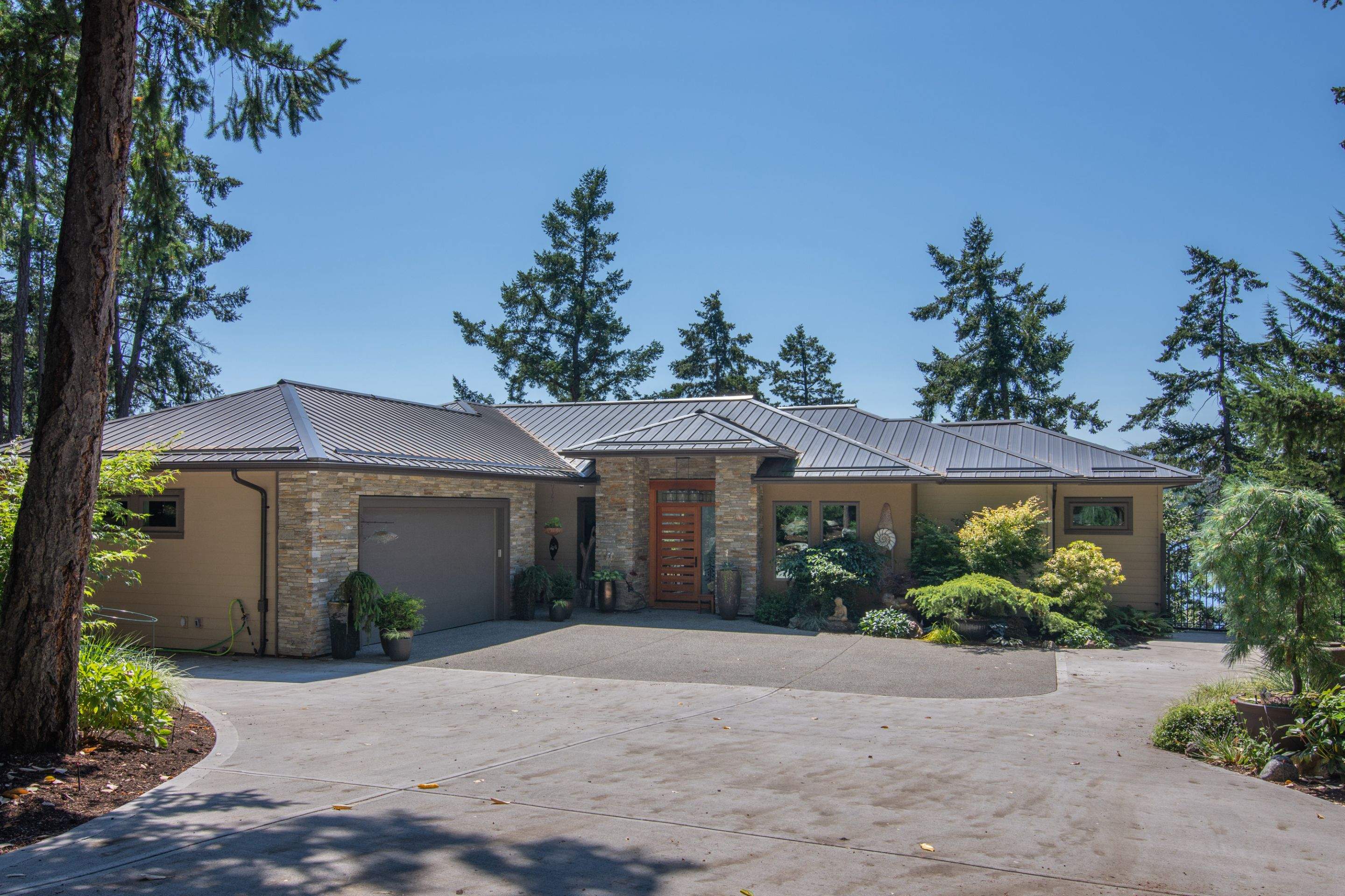 Marina Way Custom Home by Camelot Homes