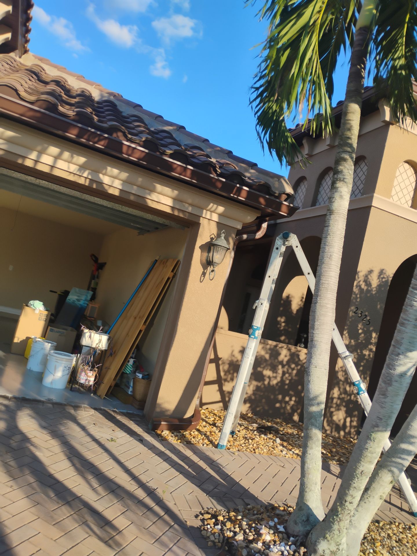 Premium 7-Inch Seamless Gutters in Cape Coral FL by Gutter Professors