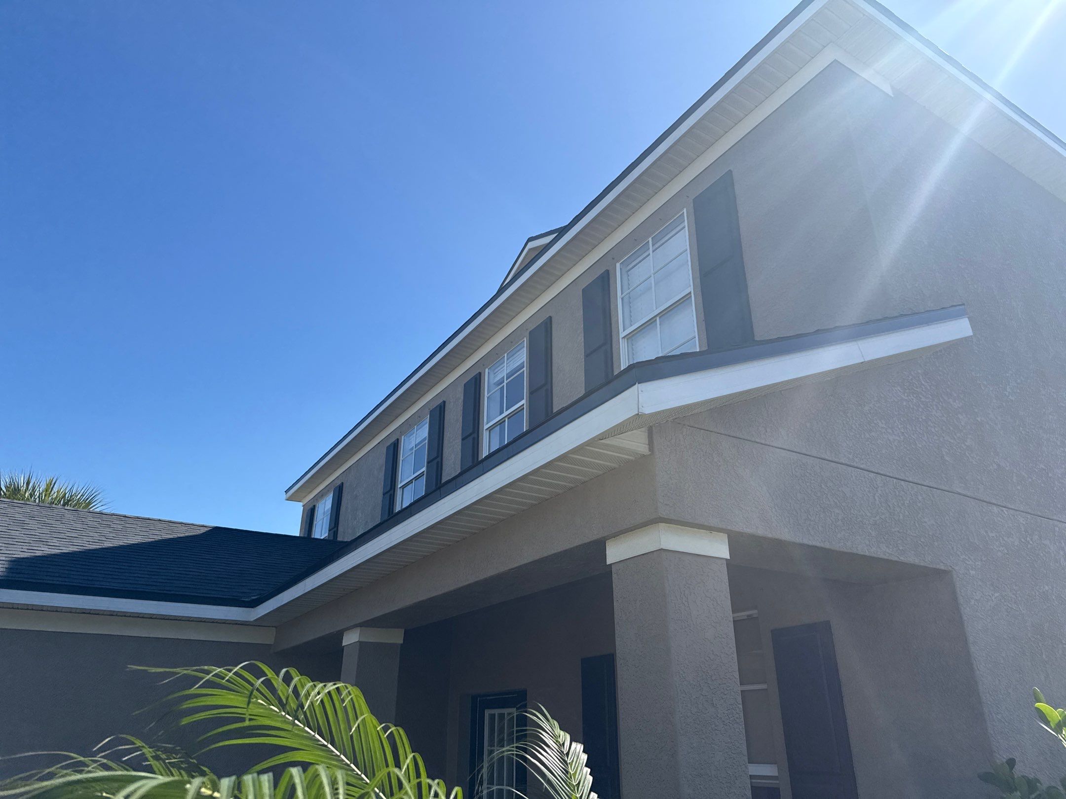Two-Story House Wash in Crystal Lakes – Palmetto, FL by Sunshine AquaWash