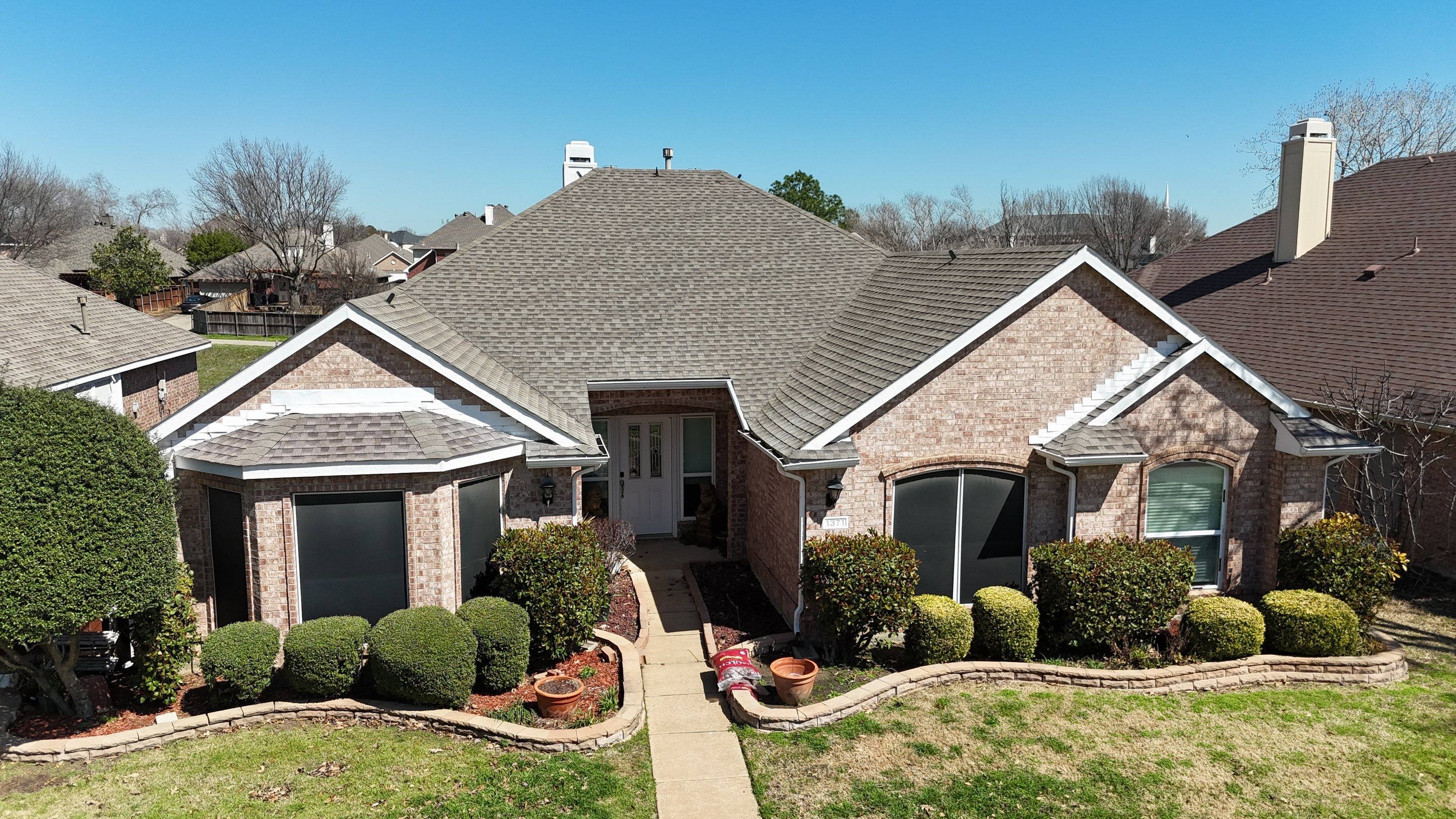 LEWISVILLE ROOF MAKEOVER by Stand Up Roofing & Construction