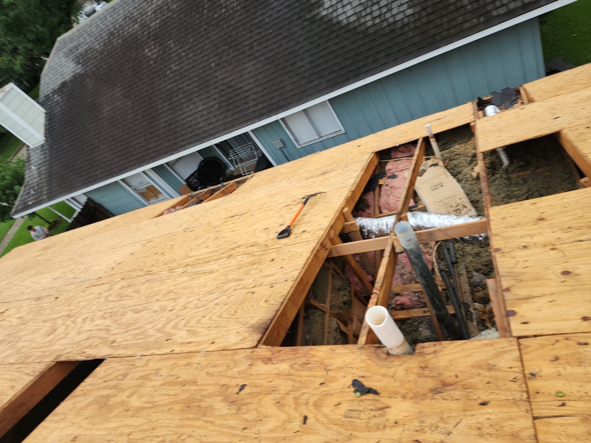 Residential Roofing Installation using Owen's Corning Duration (Lifetime) Shingles by Roof Repair Company