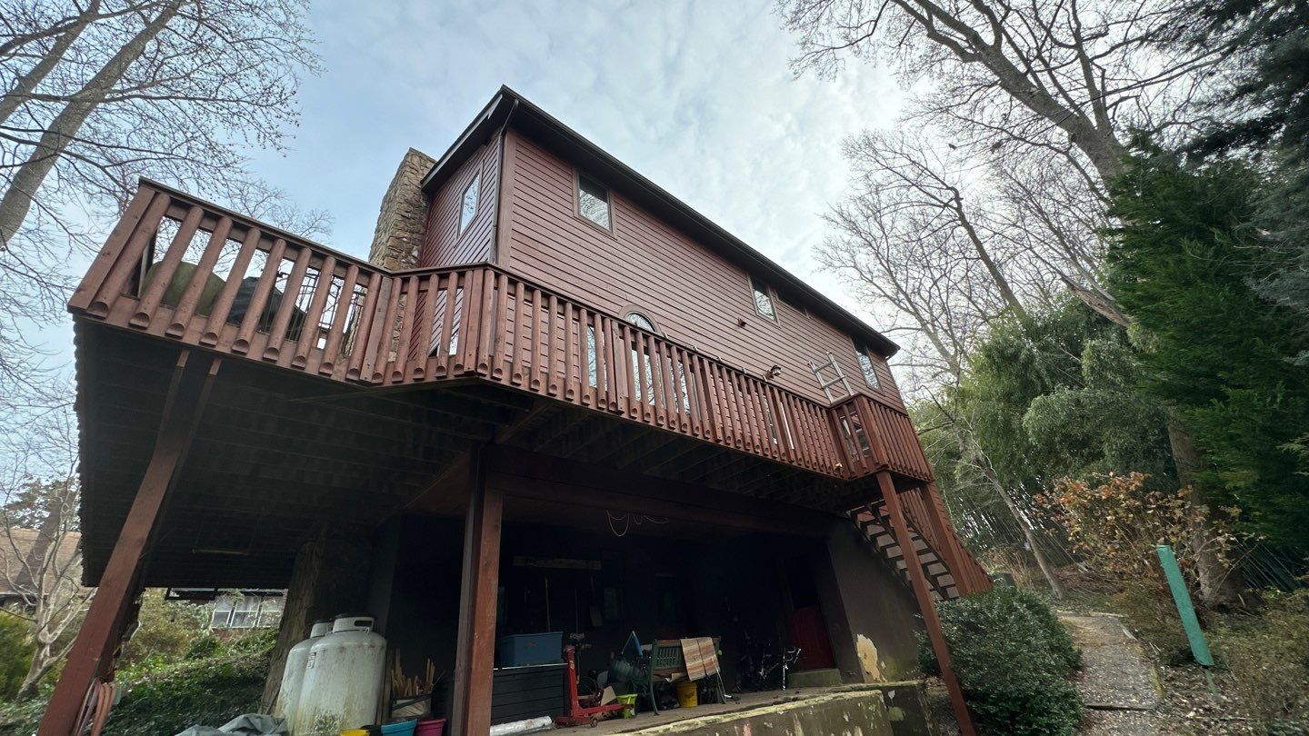 Siding Installation using JH Plank Select Cedermill Eased Edge by ExteriorPros