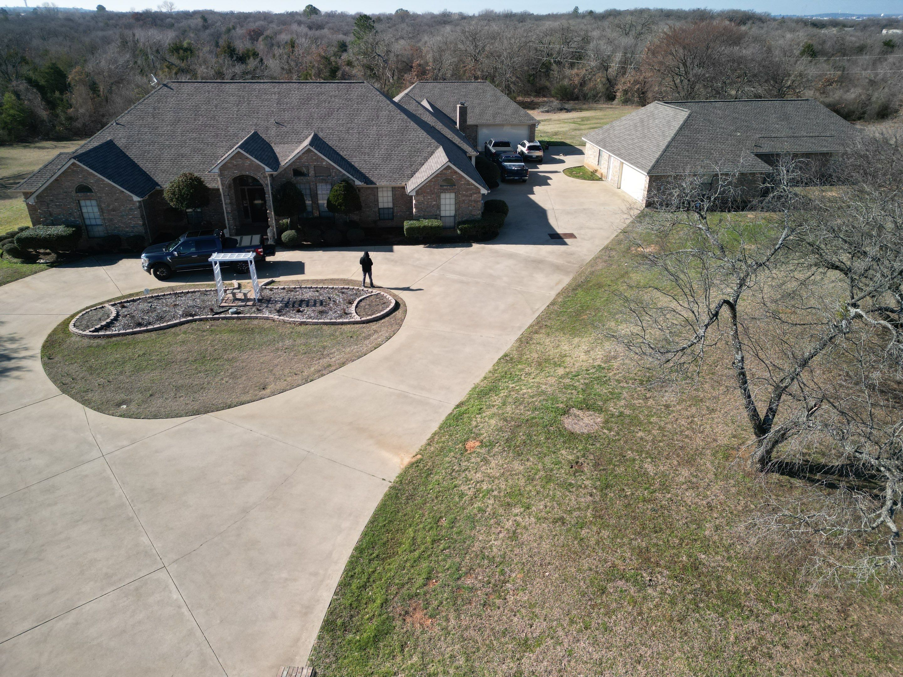 Rendon Forth Worth Texas Large Estate - Roofing Installation using GAF Timberline Armorsheild 2 Class 4 Impact Resistant Shingle System by First United Roofing & Construction