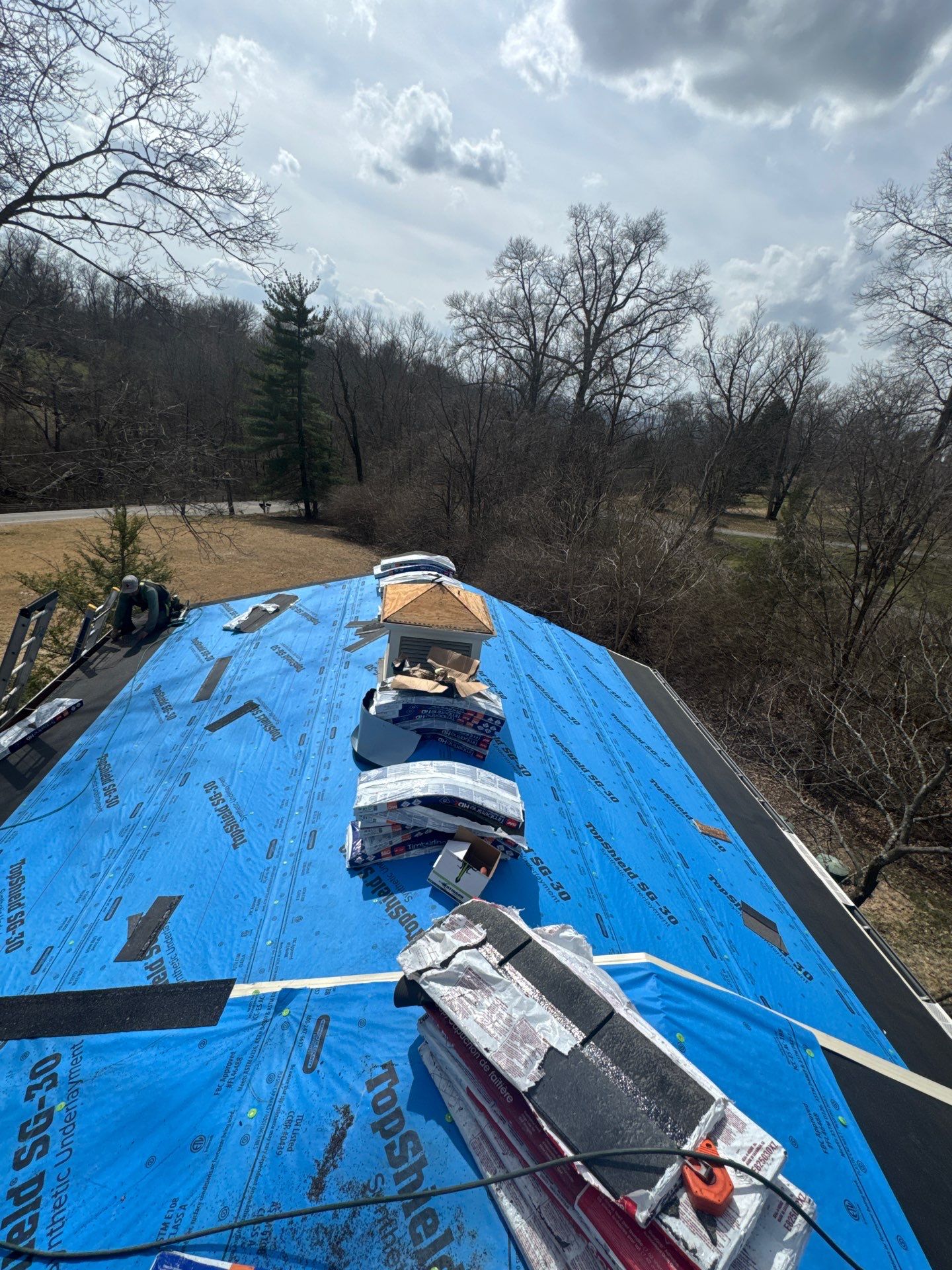 ROOF DAYTON OHIO BY XPRO ELITE CINCINNATI/ INDIAN HILL INSTALL 54 SQUARE ROOF   by XPRO ELITE LLC