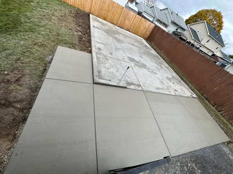 Garage by Ivy Lea Construction