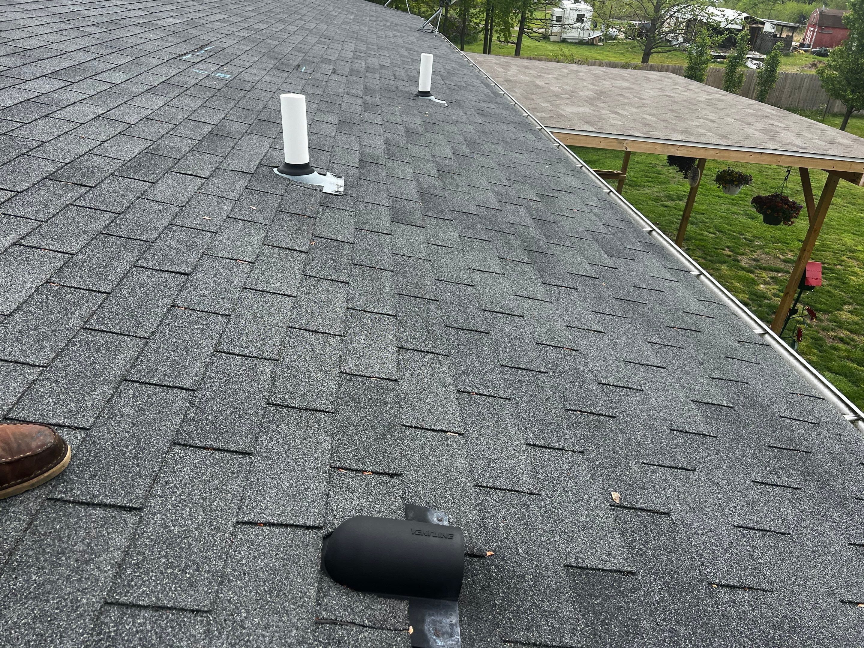 Residential Roofing Installation using Owens Corning Estate Gray Duration by Storm Contracting 