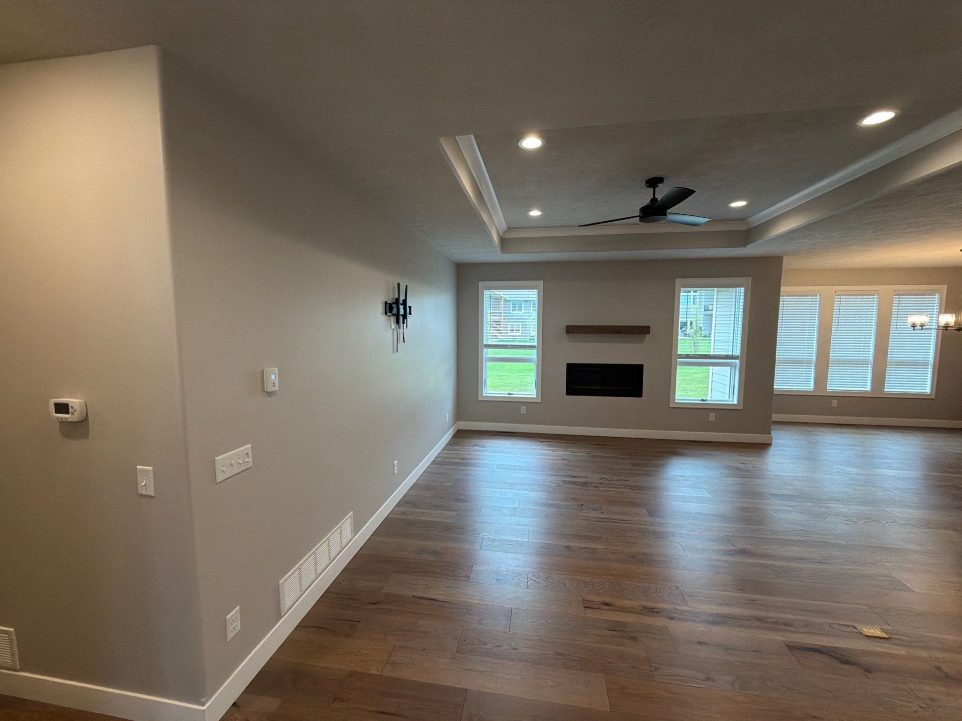 Sioux Falls Interior Finishing by Select Painting, Coatings & Garage Cabinets